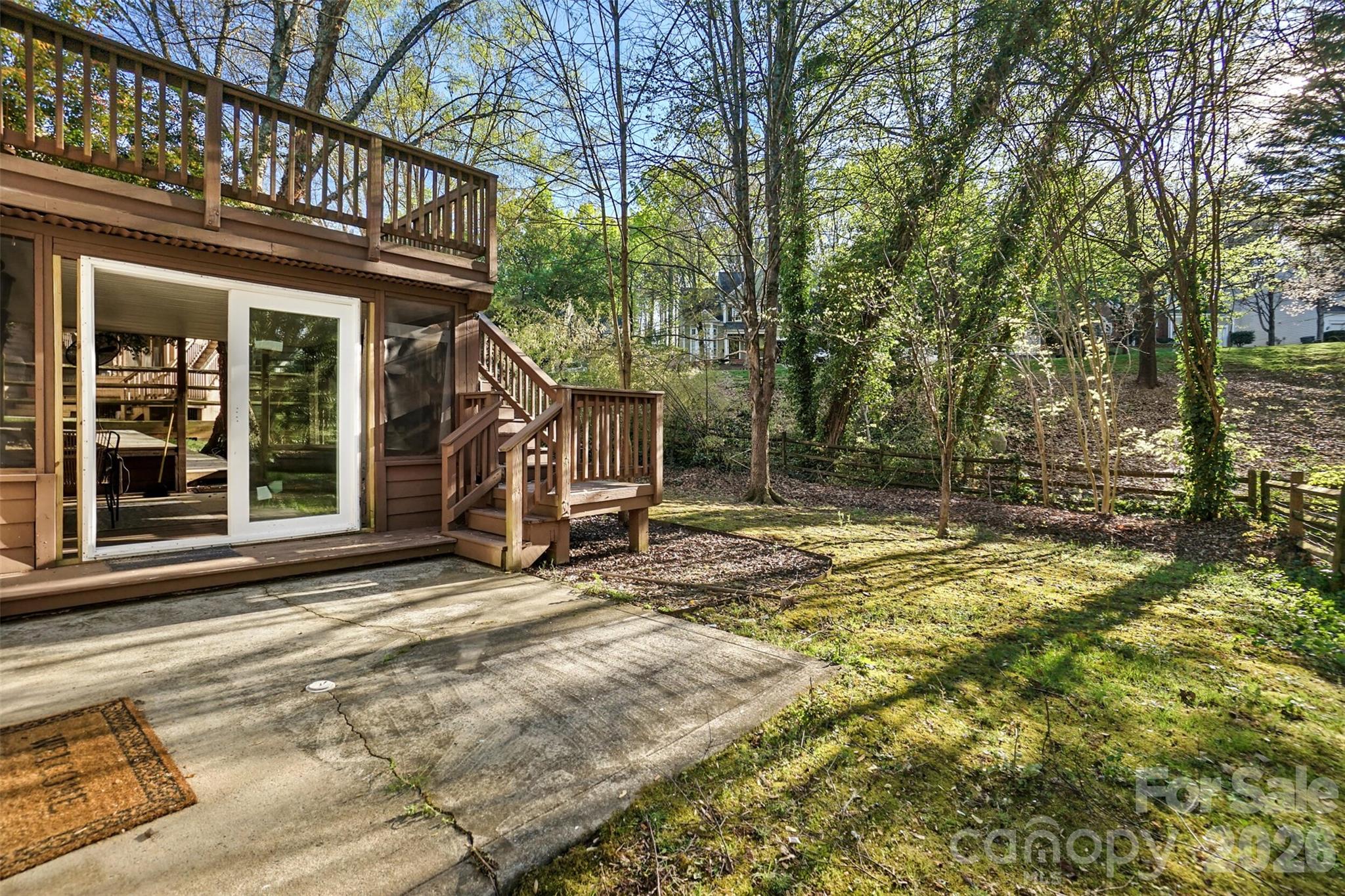 main property photo 27