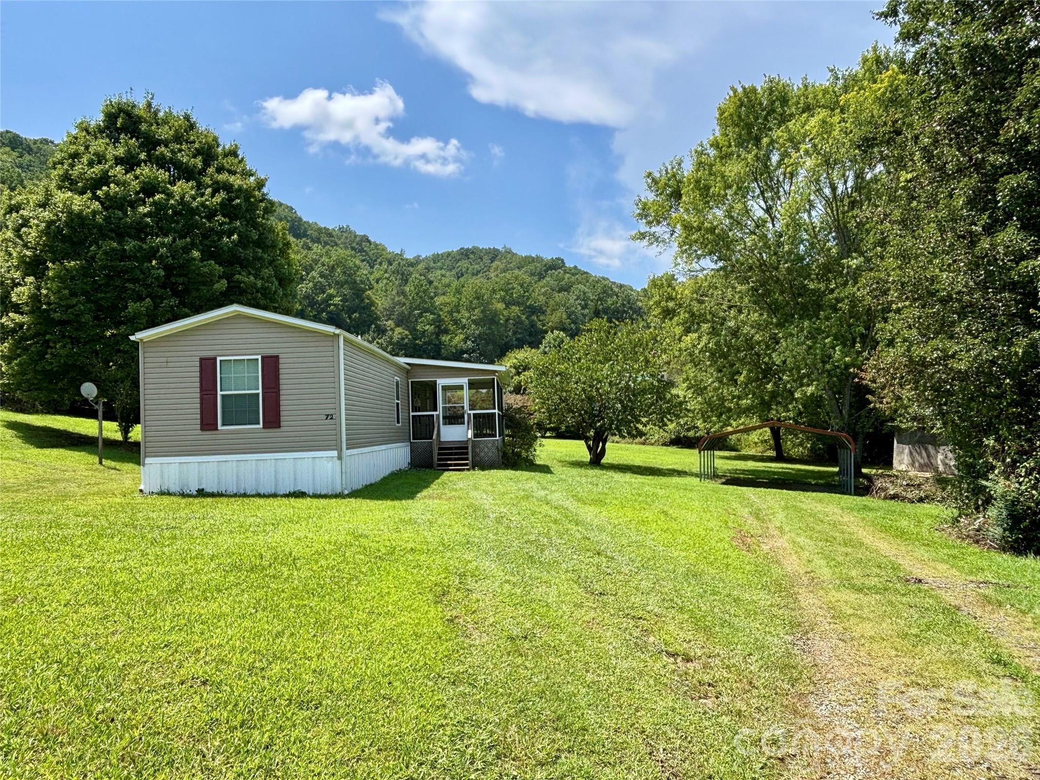 main property photo 18