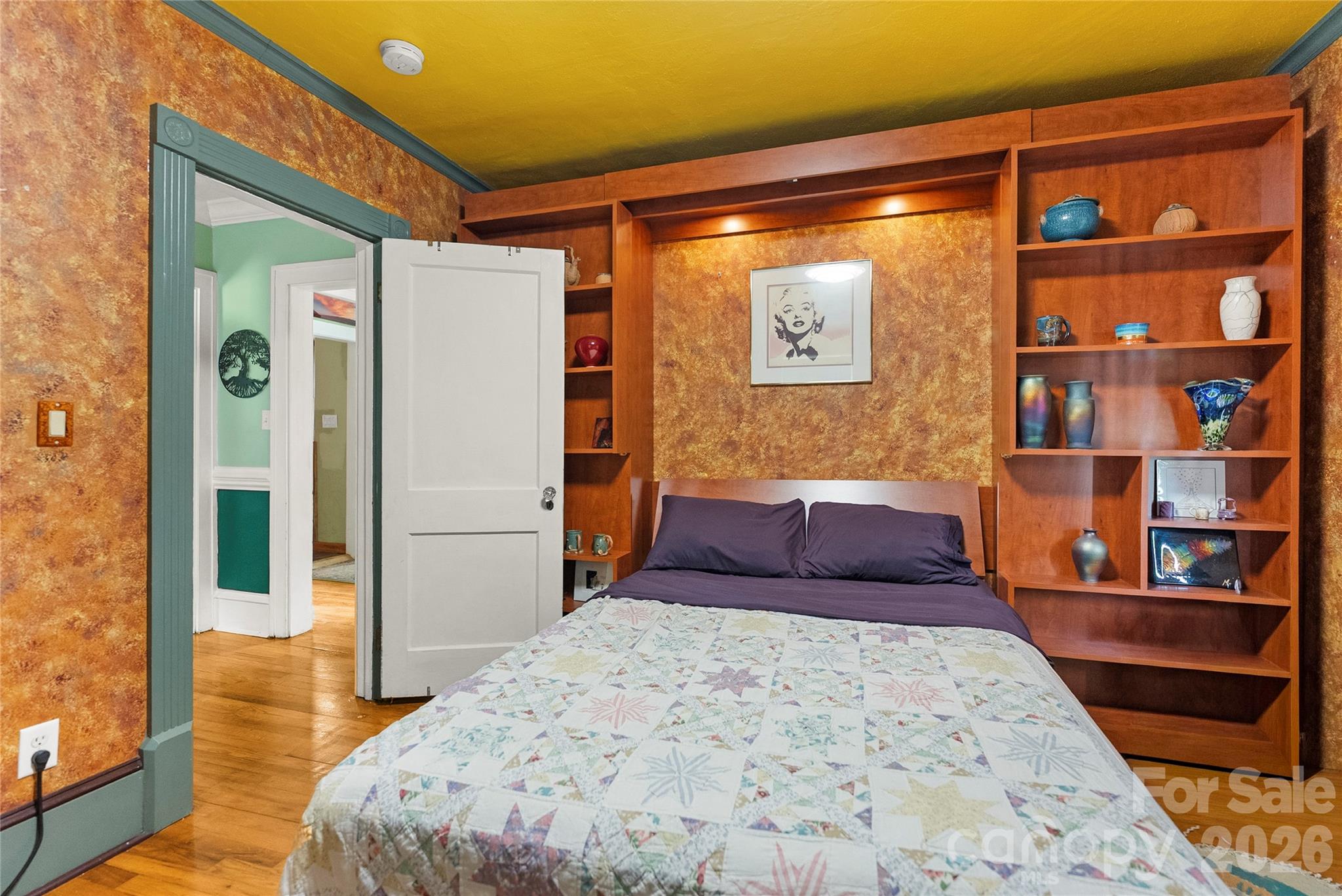 main property photo 28