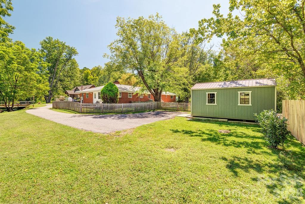 main property photo 34