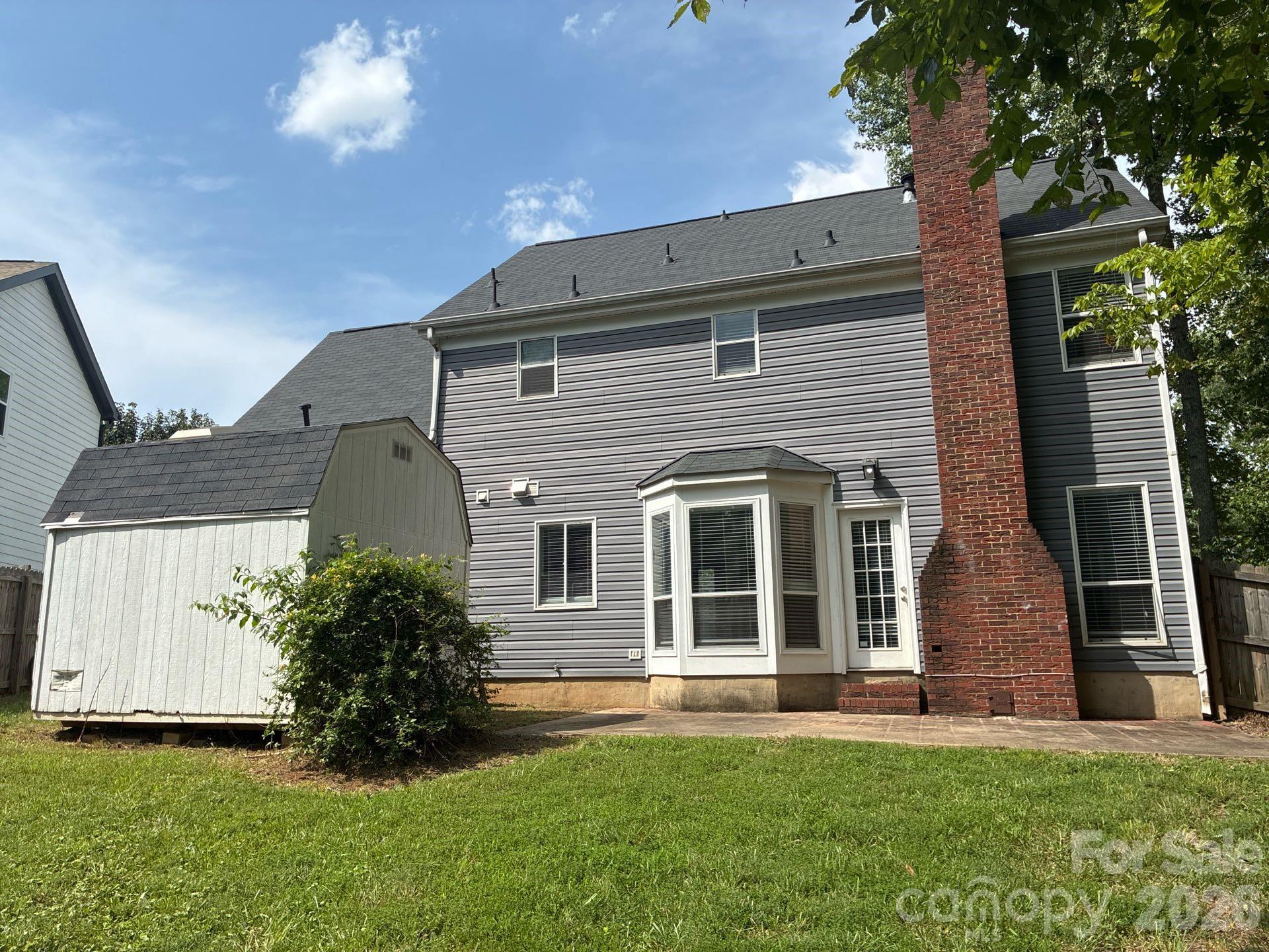 main property photo 3