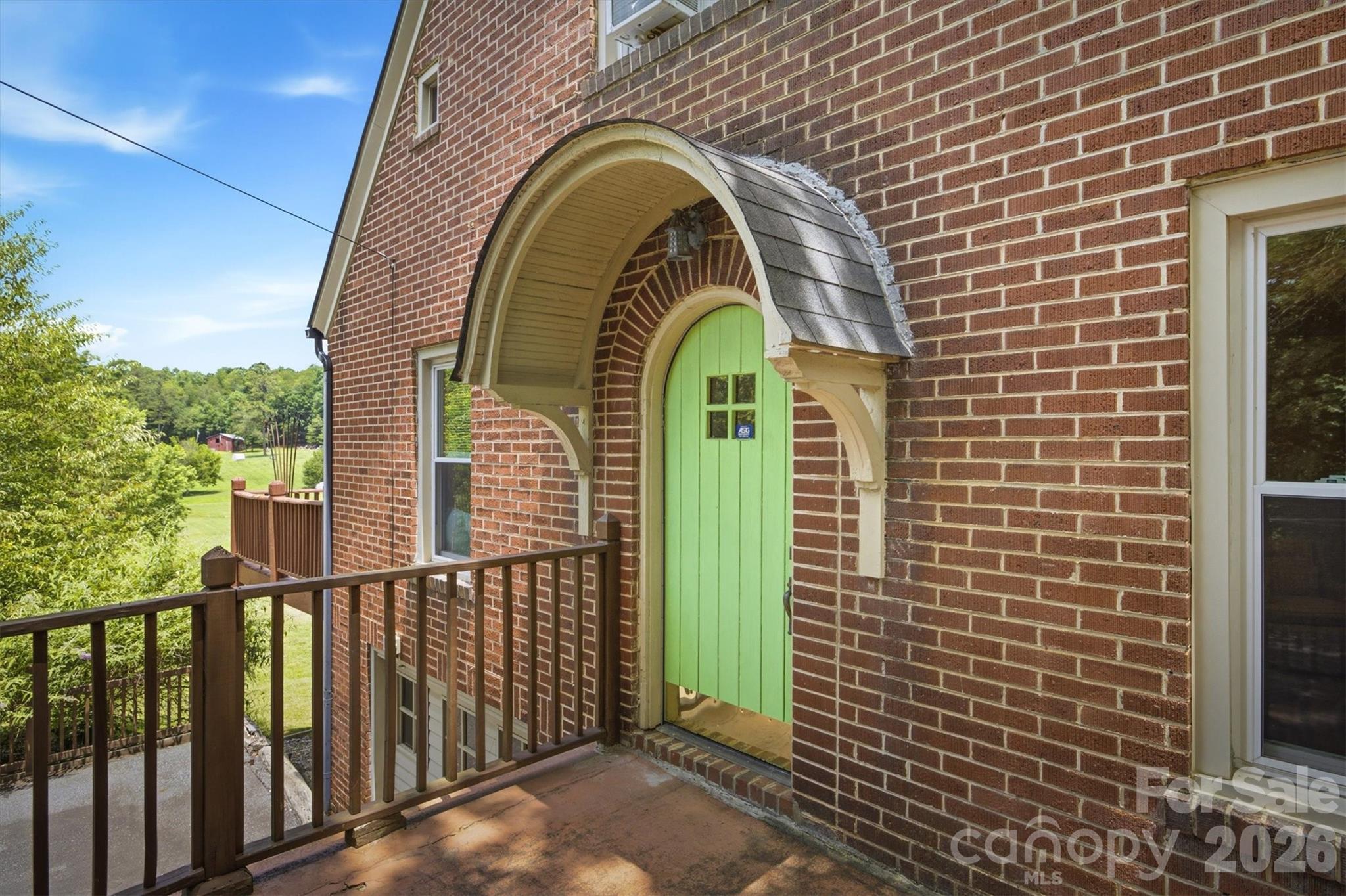main property photo 5