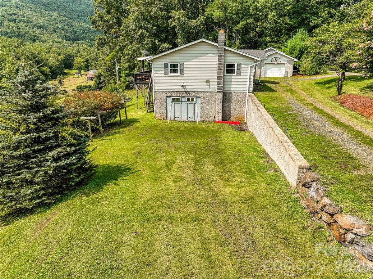 main property photo 30