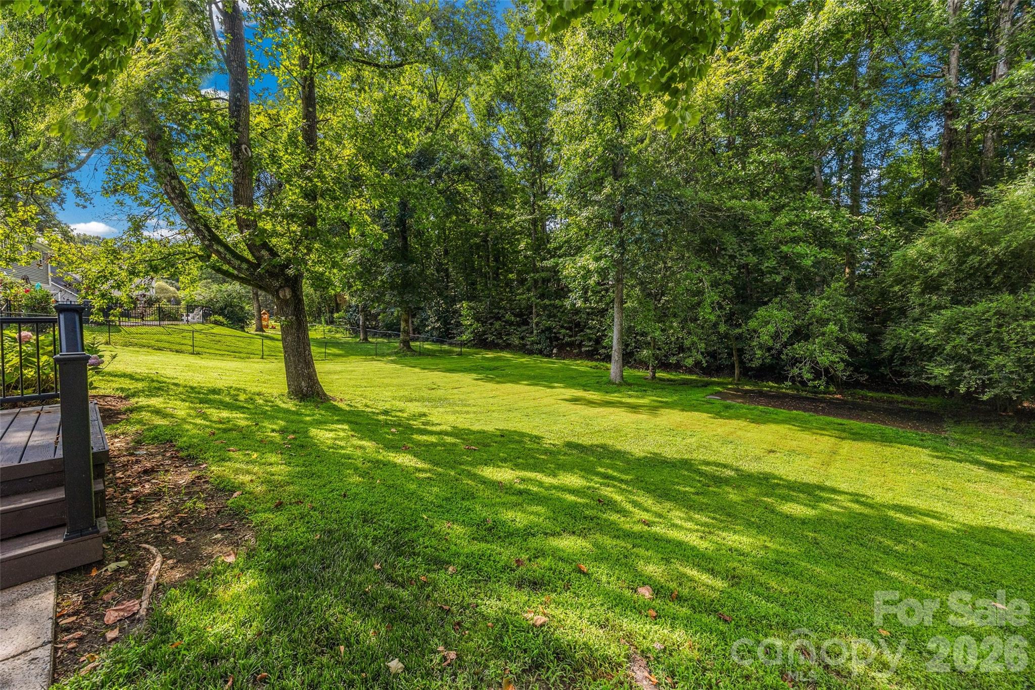 main property photo 34