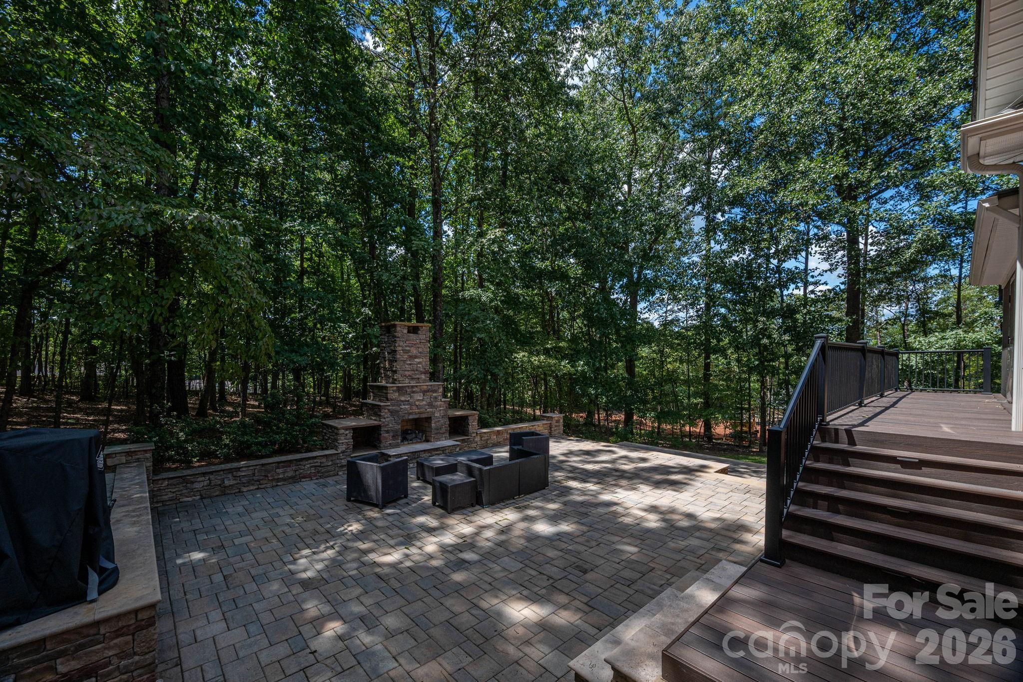 main property photo 41