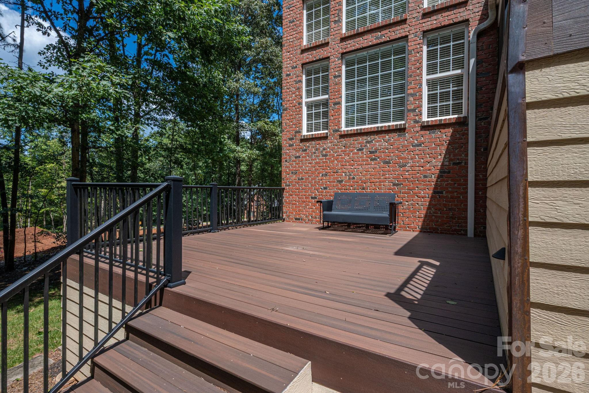 main property photo 44