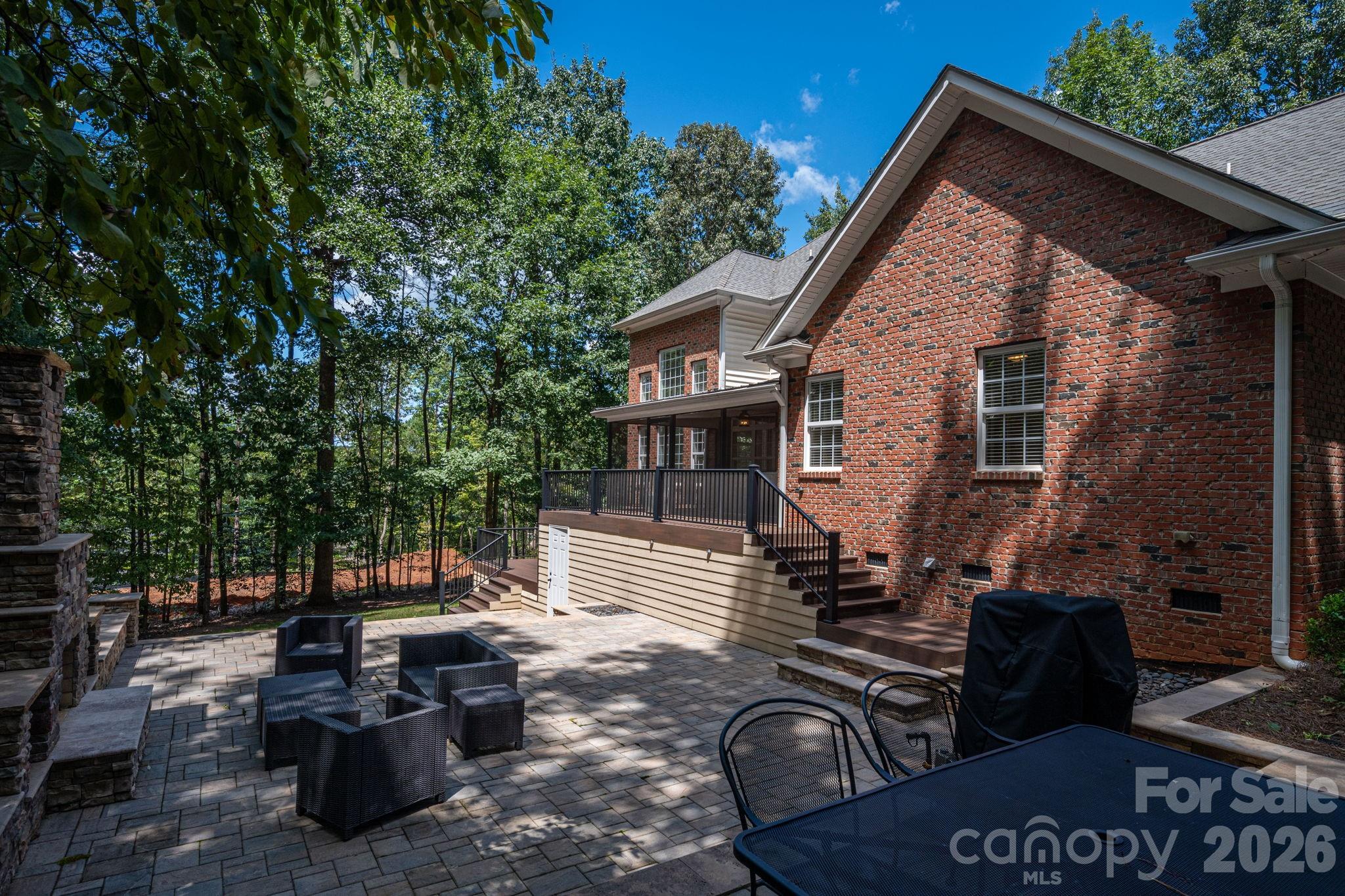 main property photo 47