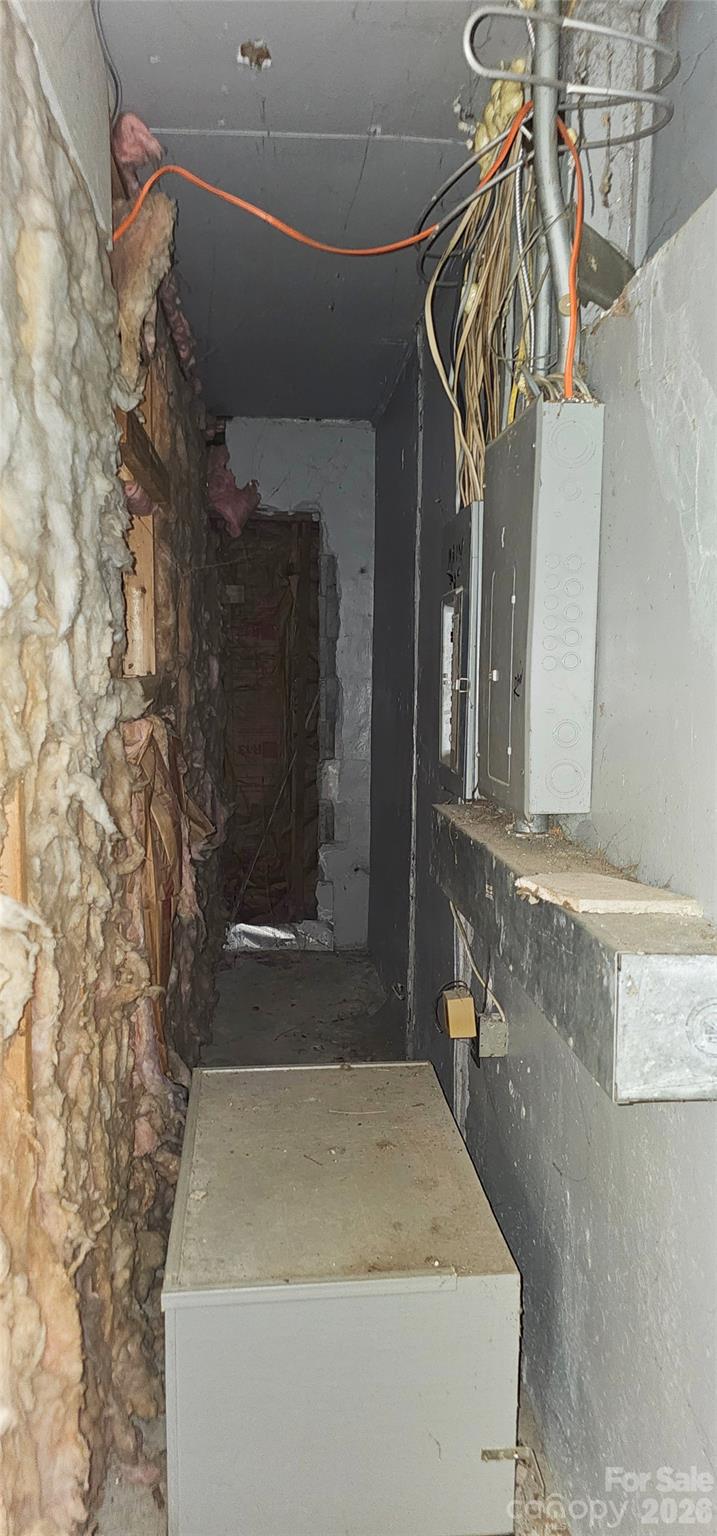 main property photo 20