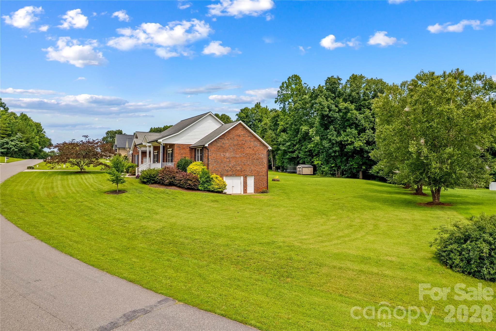 main property photo 45