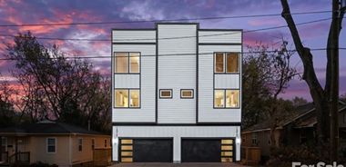 image of property with 3 Bed | 5 Bath | 2,249 Sqft