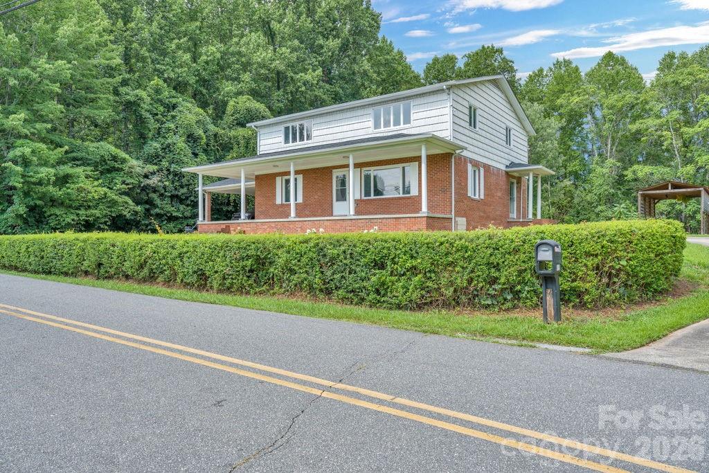 main property photo 6