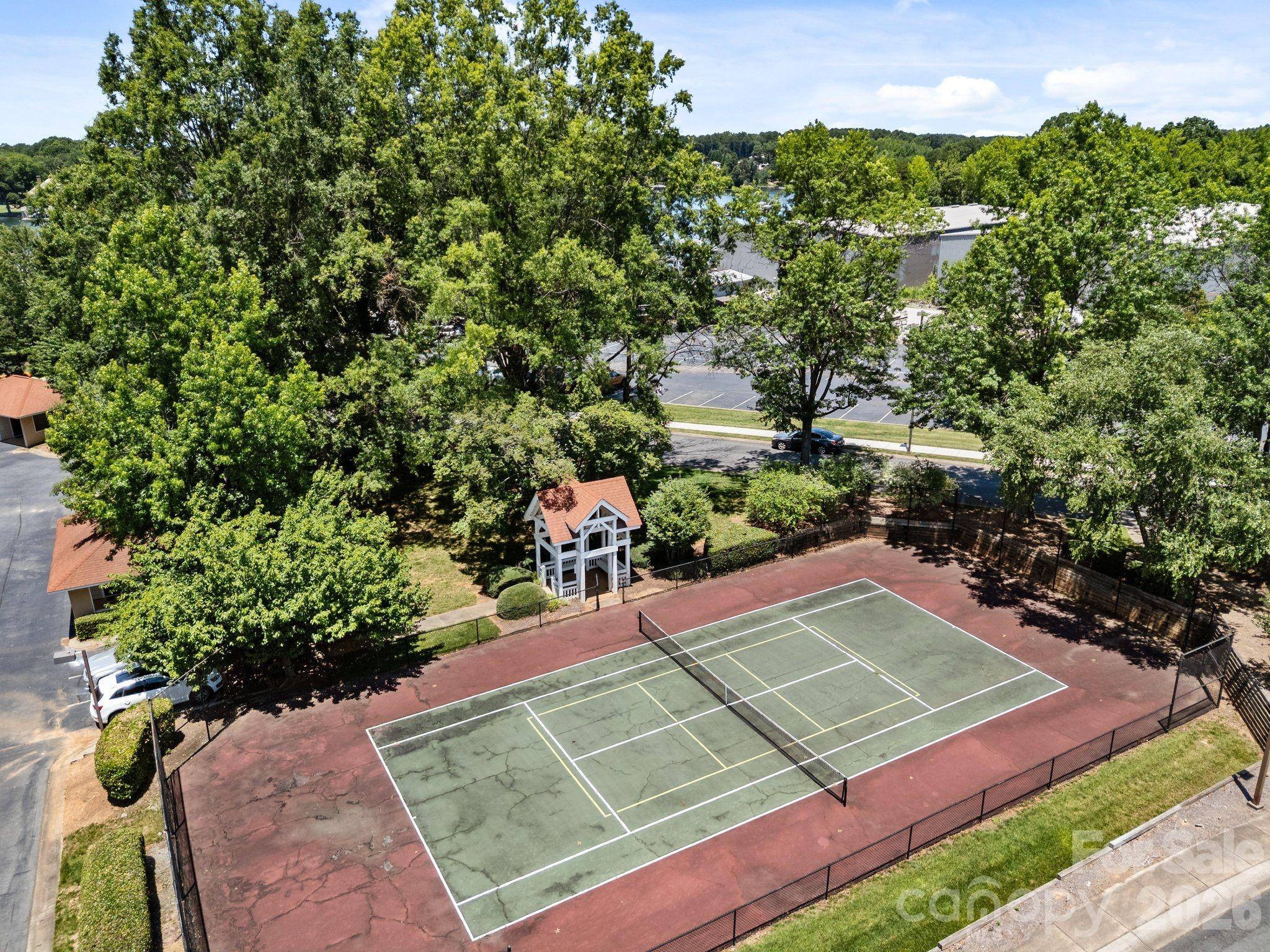 main property photo 34