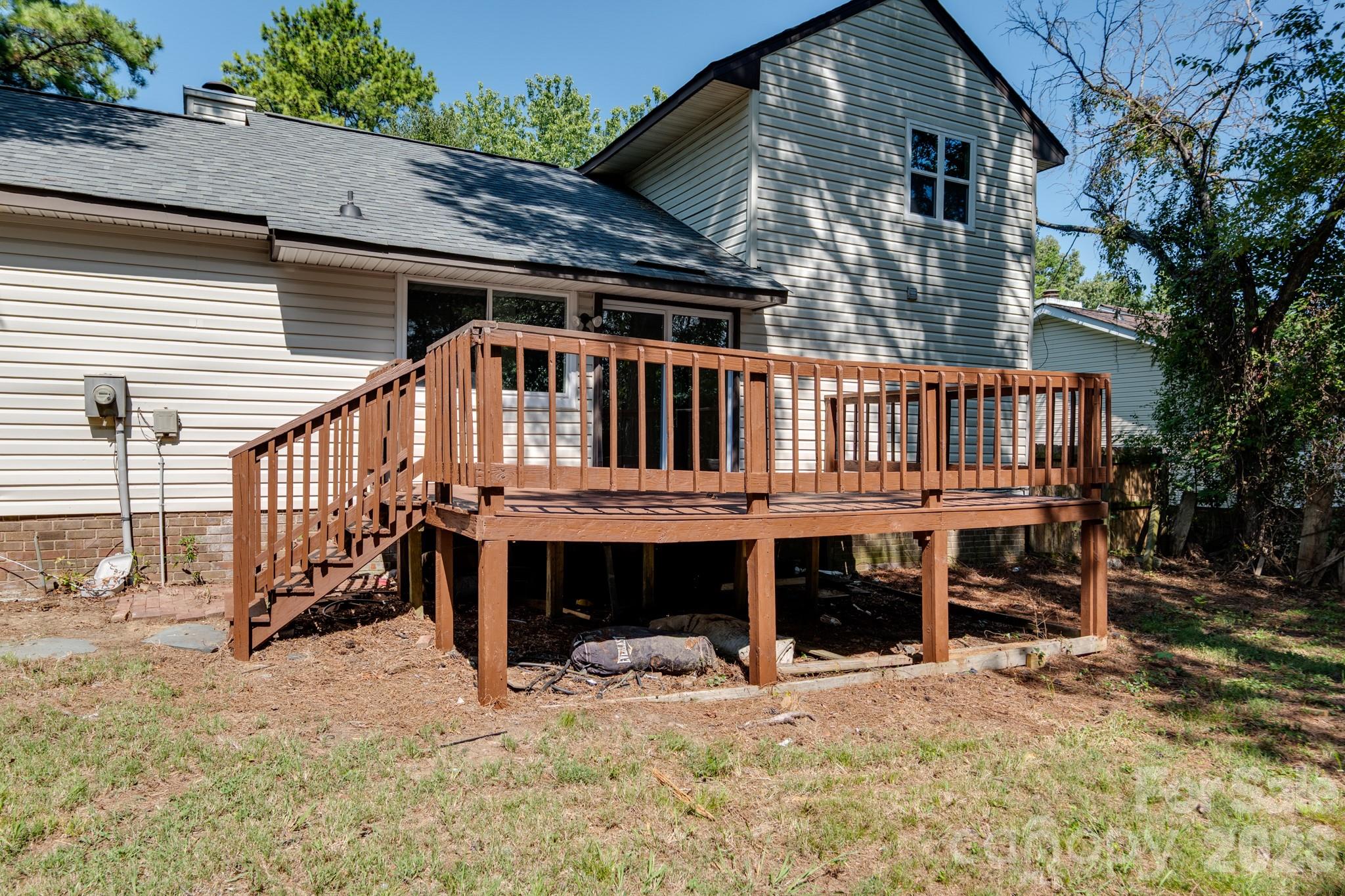 main property photo 22
