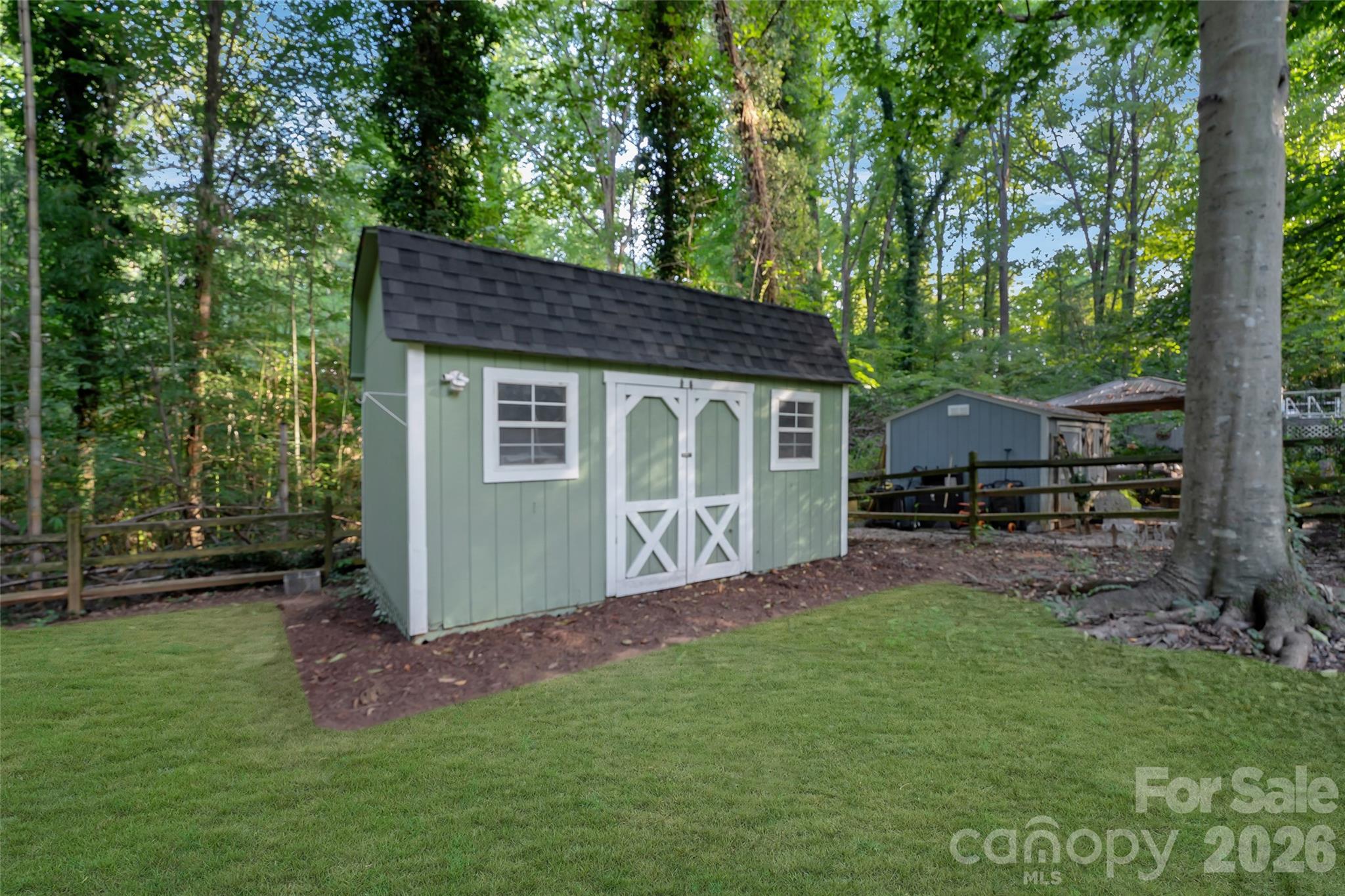 main property photo 41