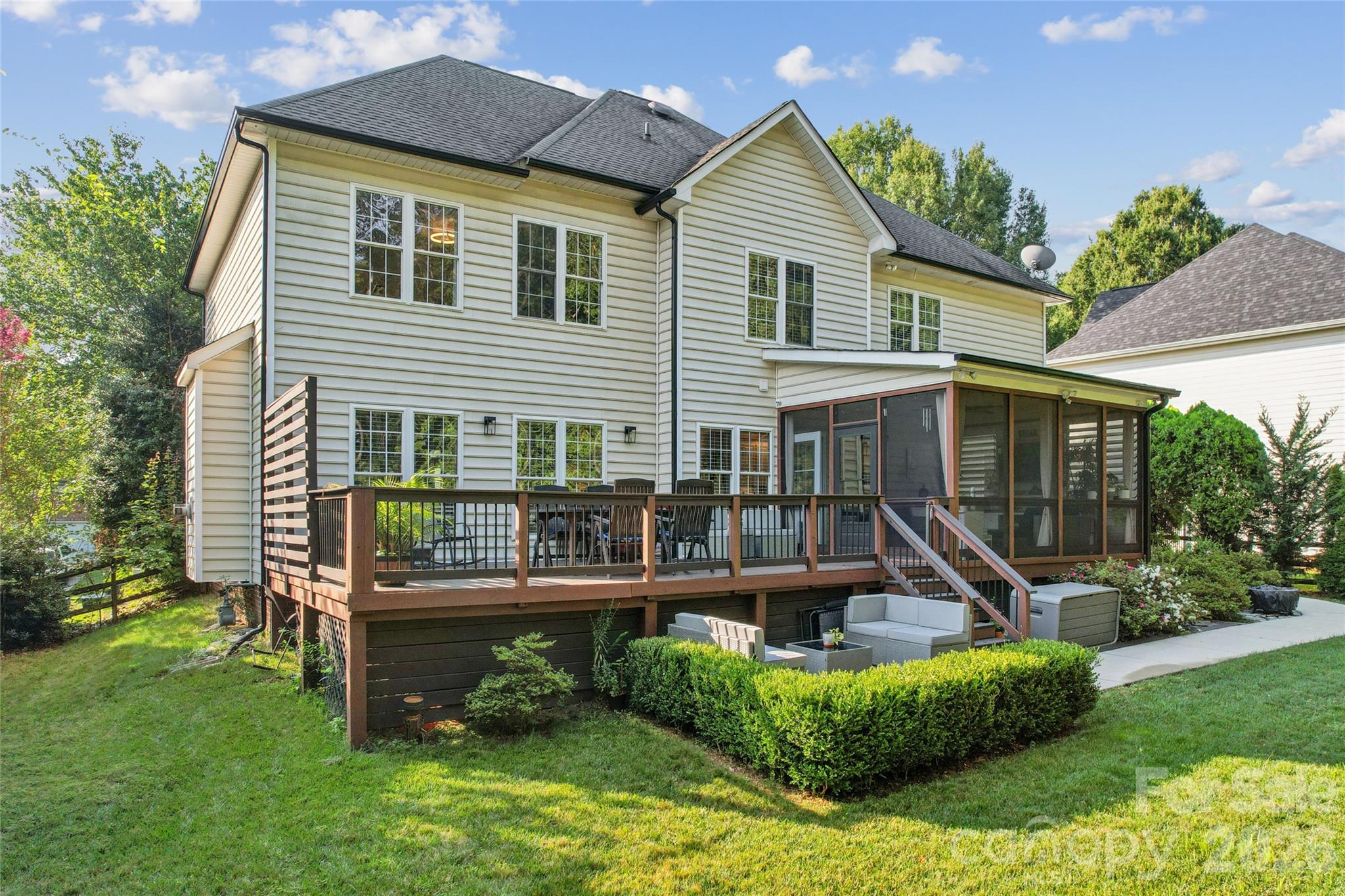 main property photo 43