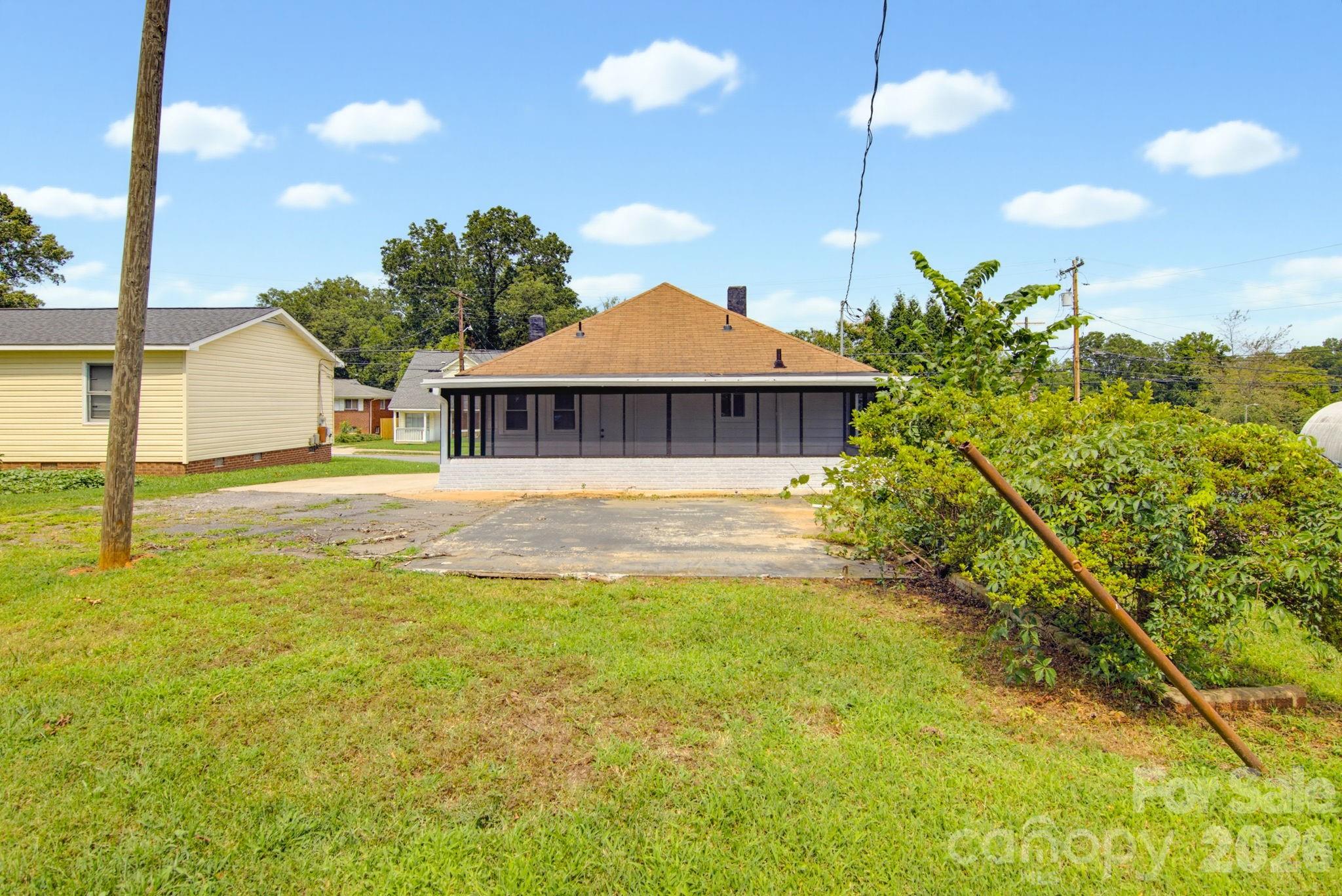main property photo 20