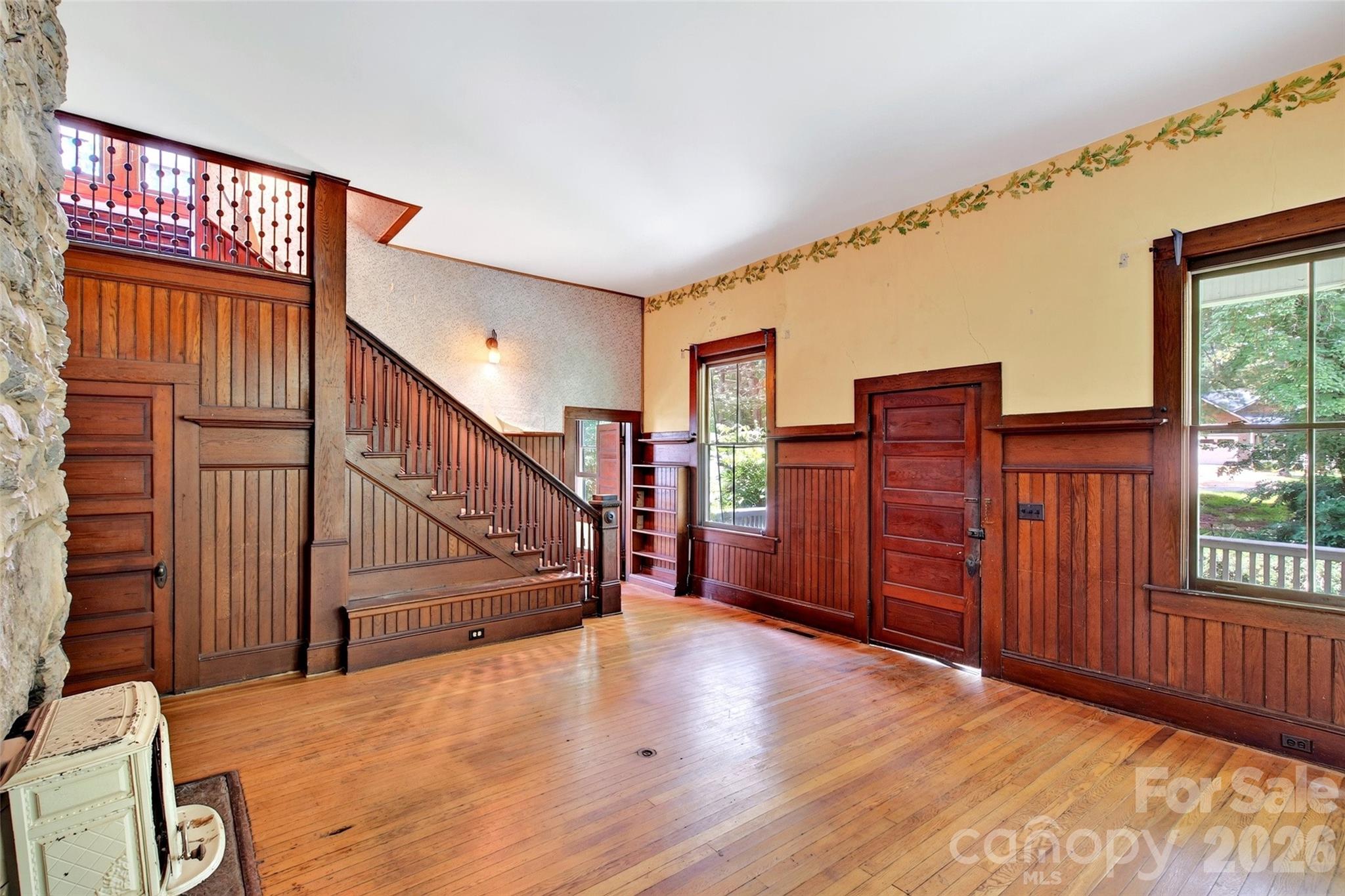 main property photo 17