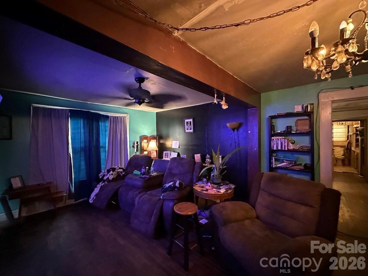 main property photo 16