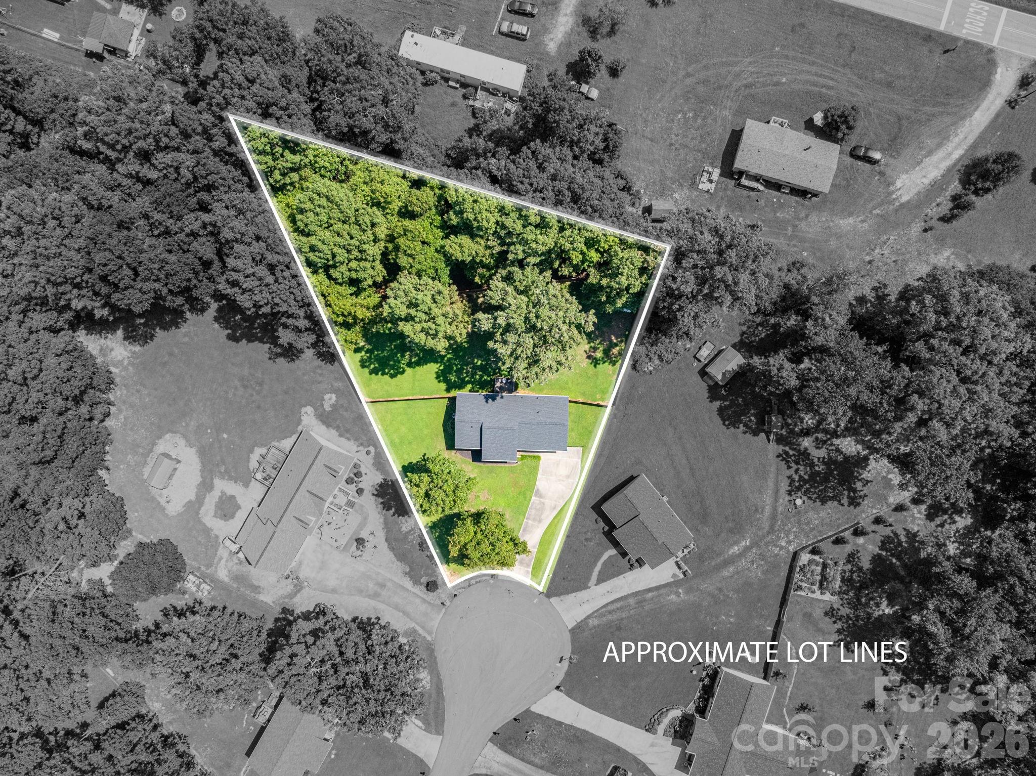 main property photo 13