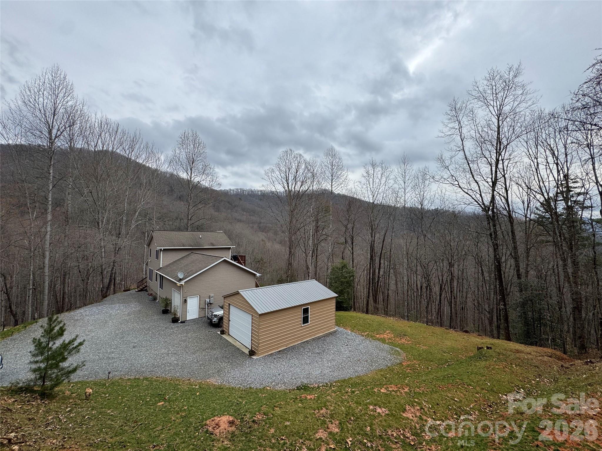 main property photo 33