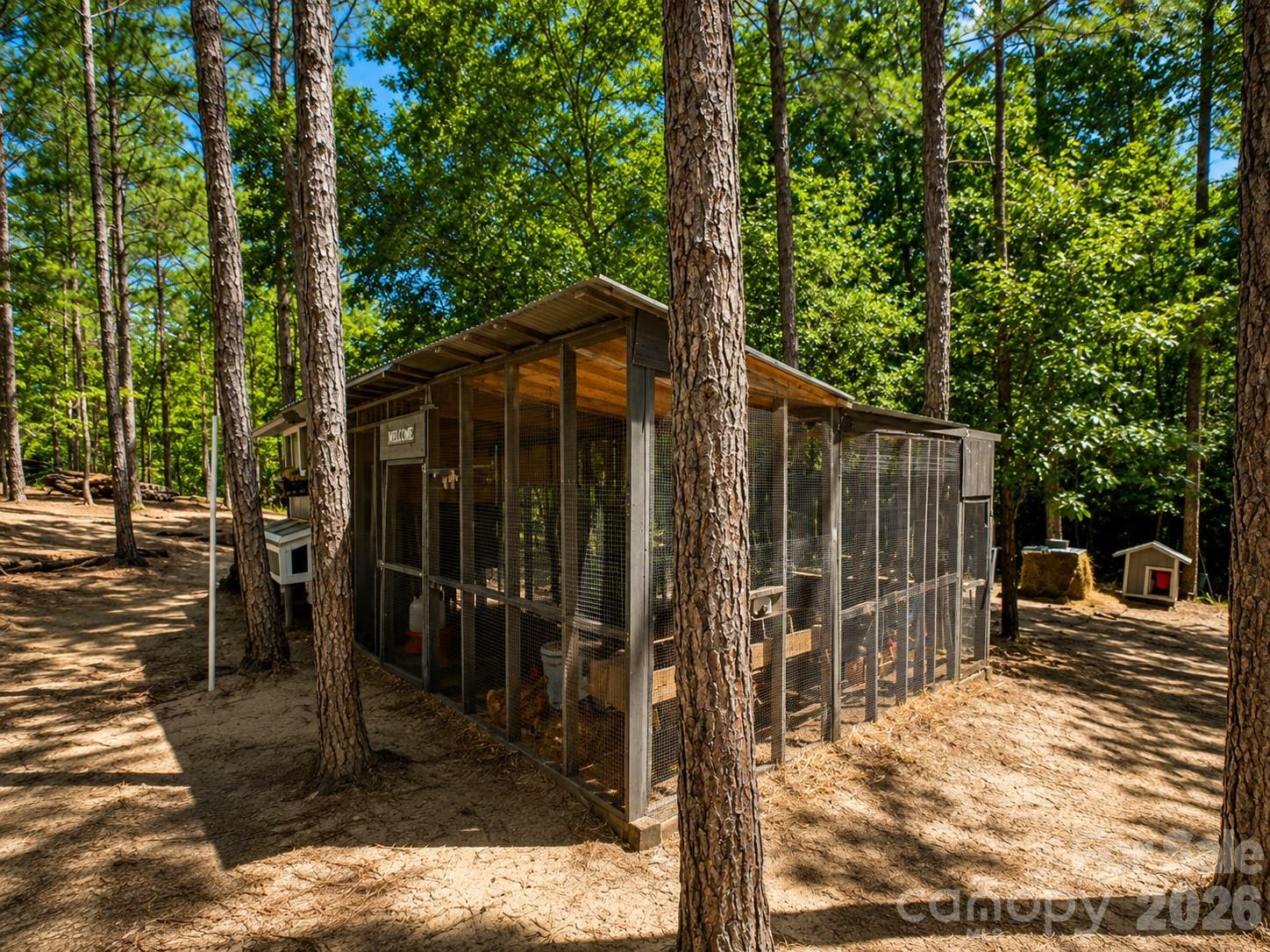 main property photo 33