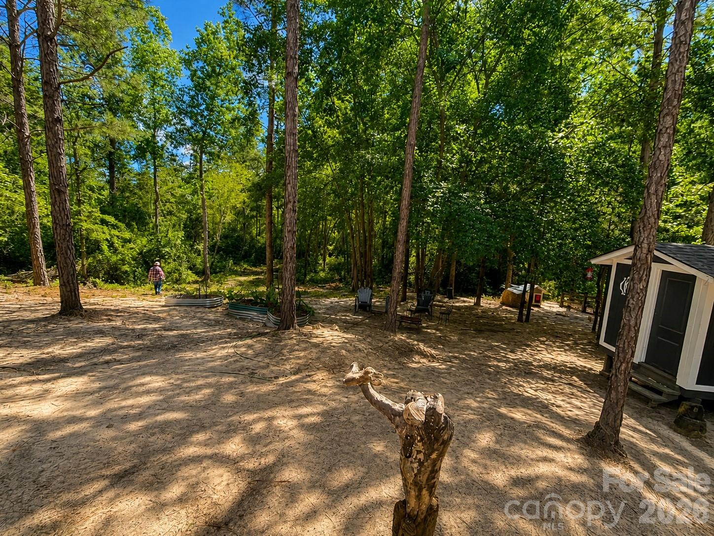 main property photo 36