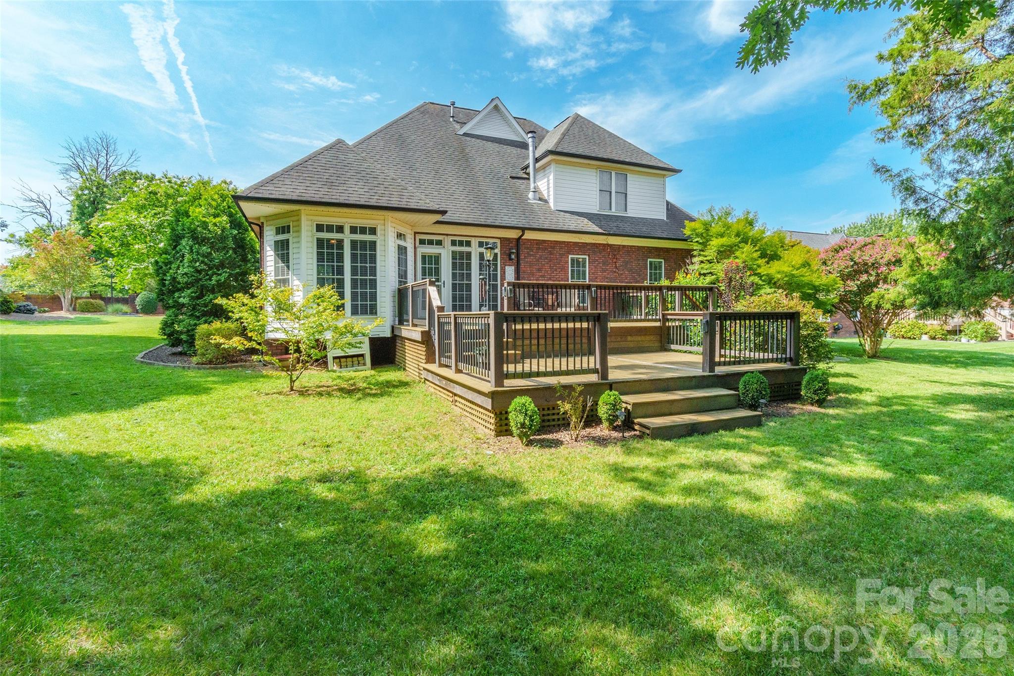 main property photo 32