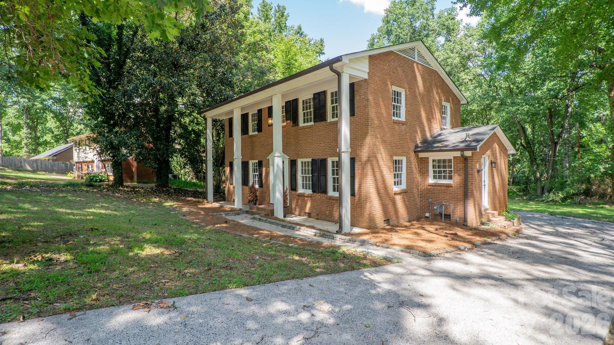 main property photo 2