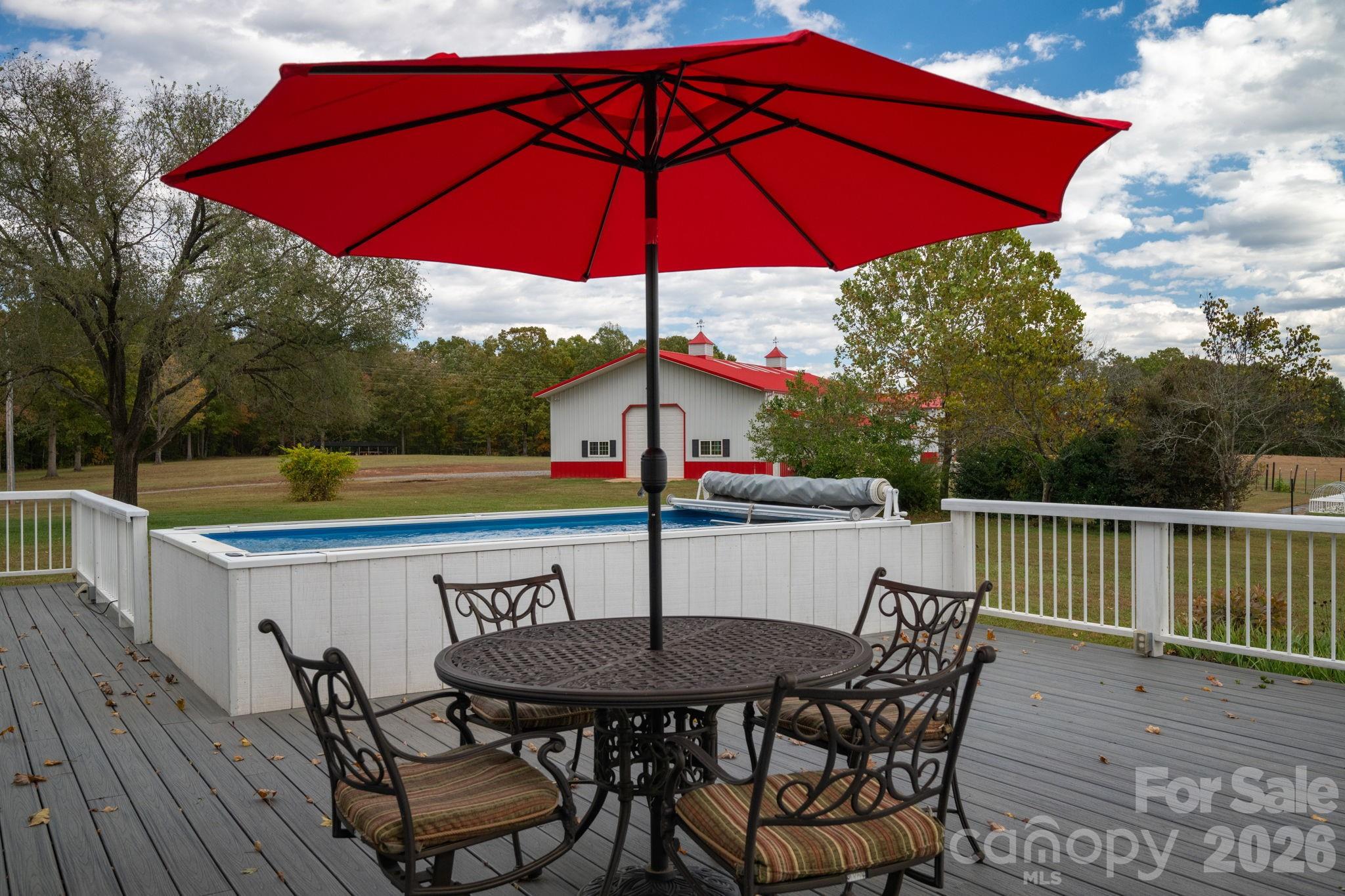 main property photo 23