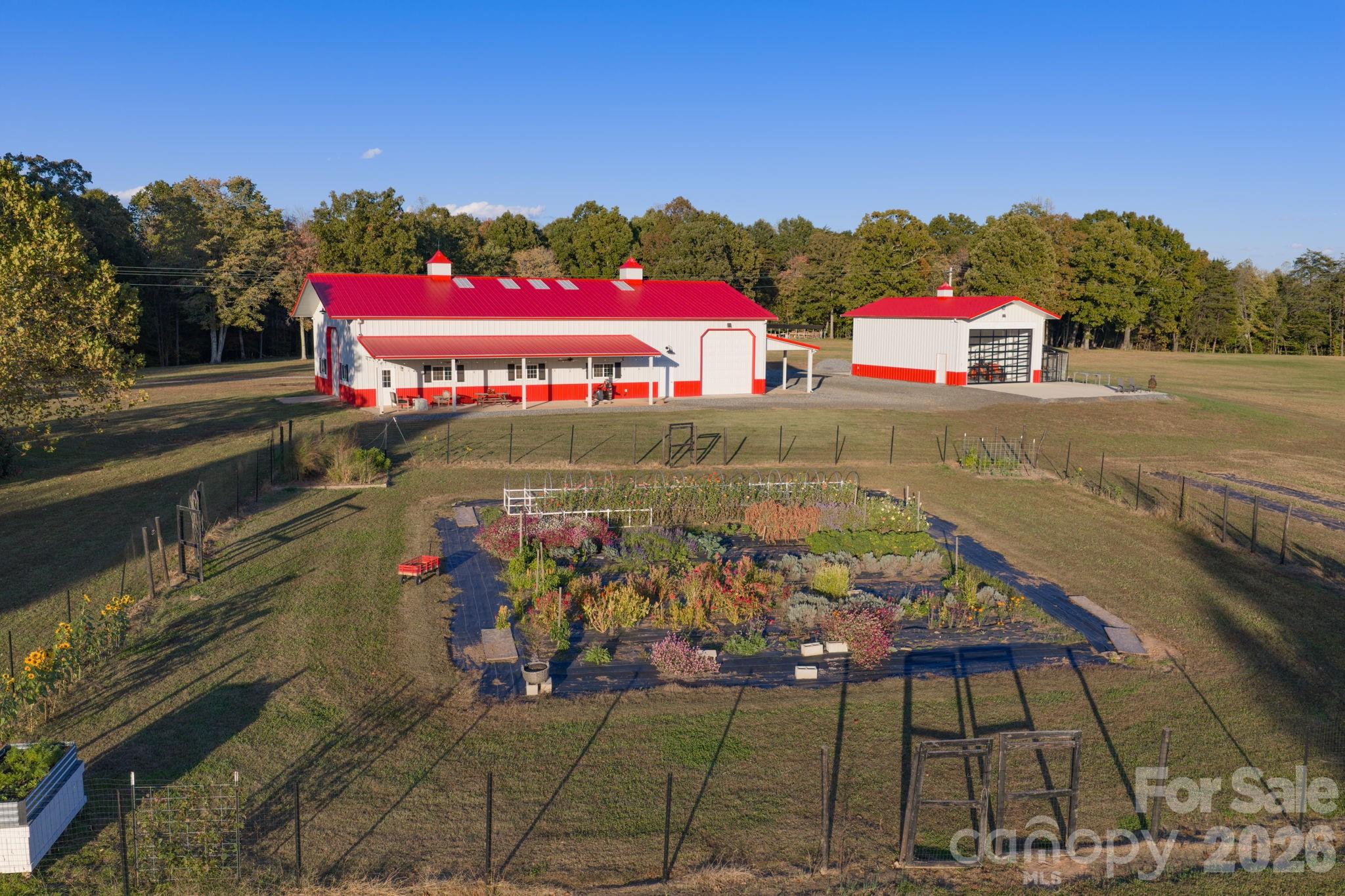 main property photo 26