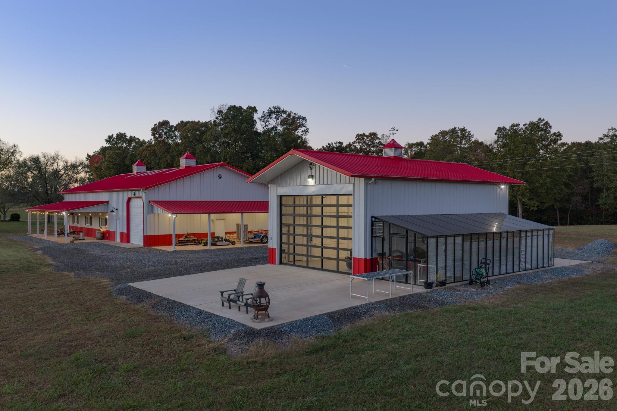 main property photo 30