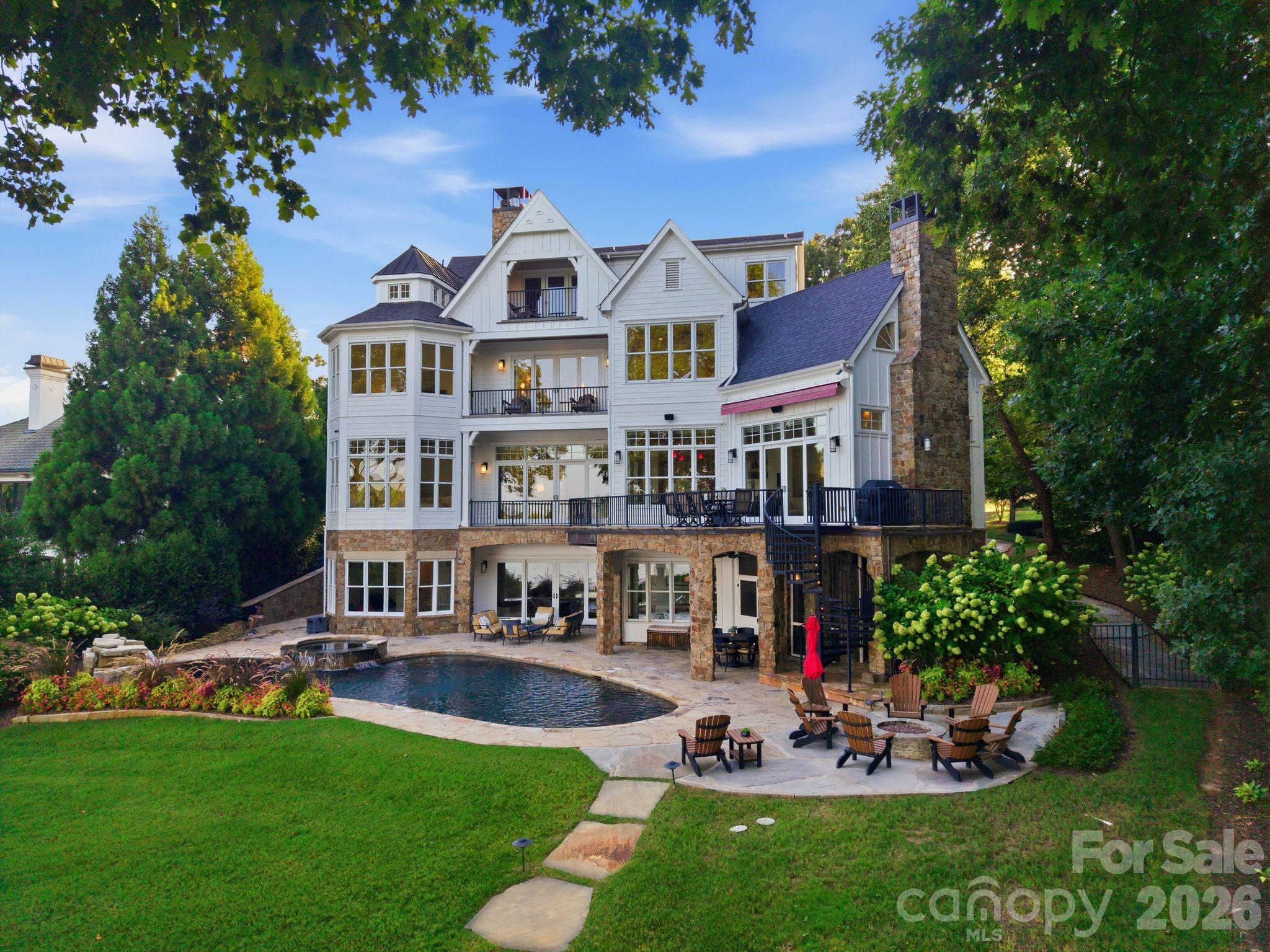 main property photo 40