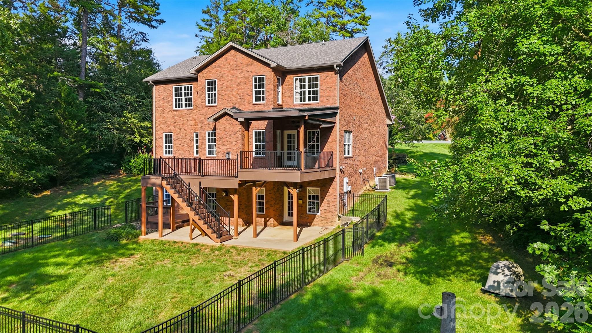 main property photo 39