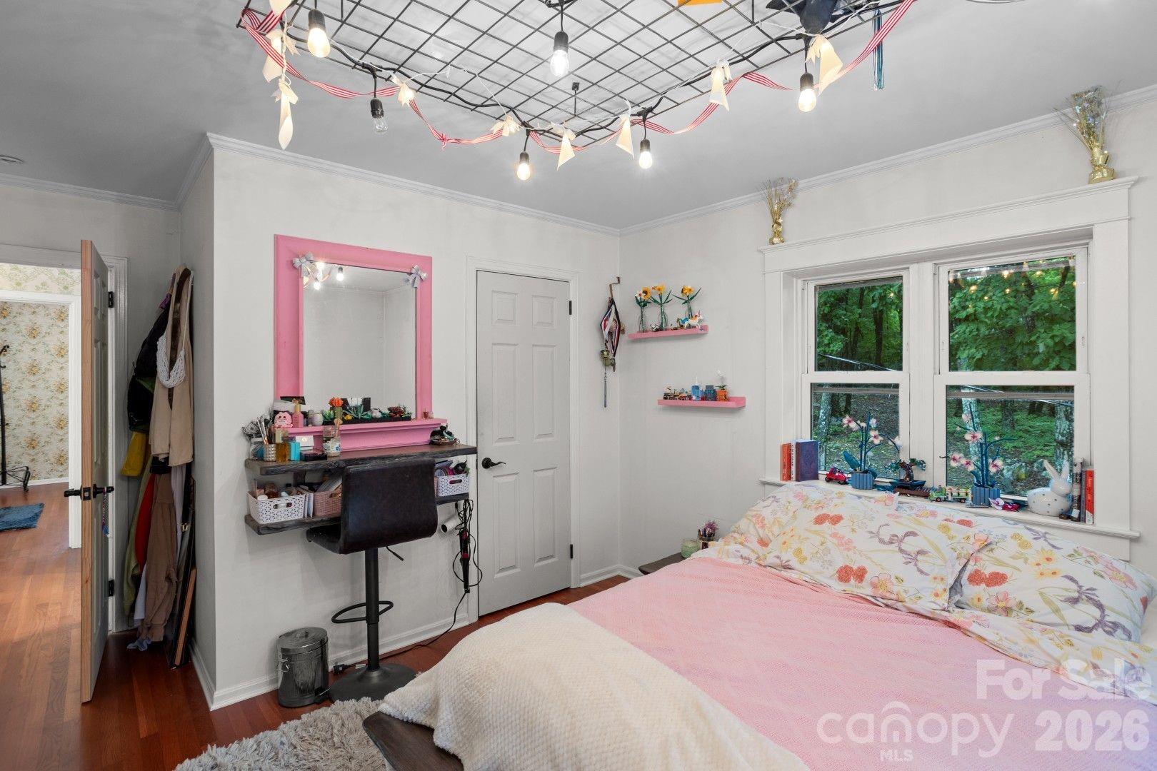 main property photo 21