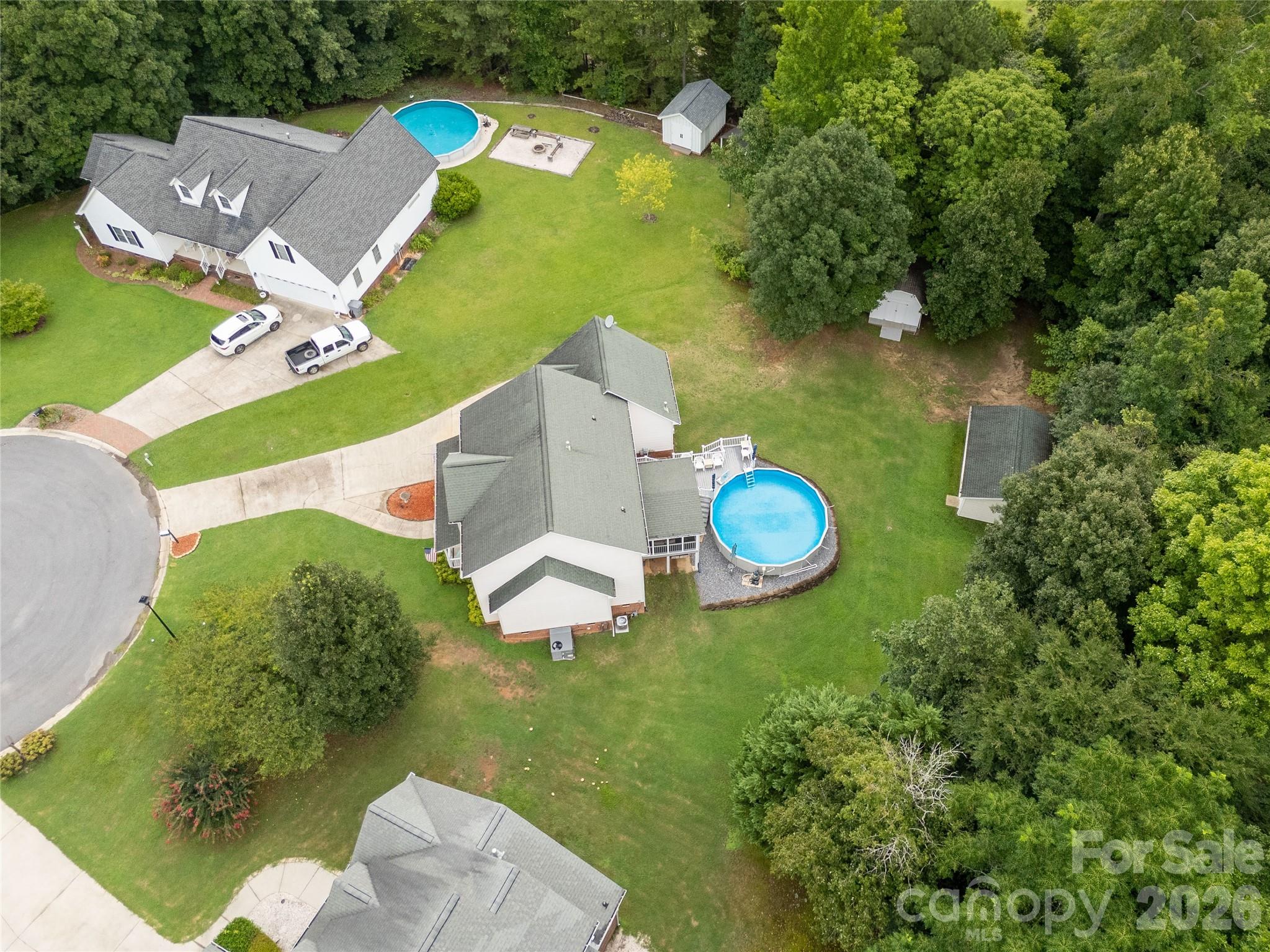 main property photo 41