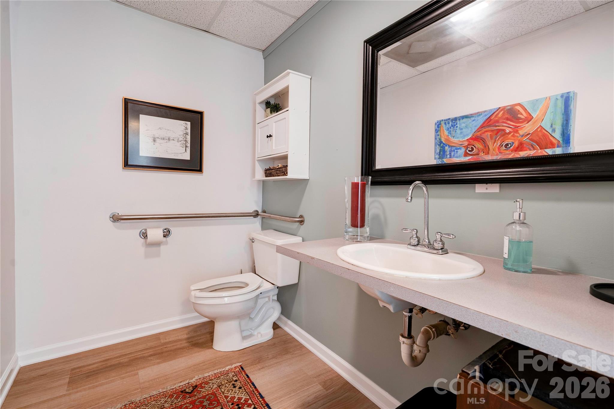 main property photo 18
