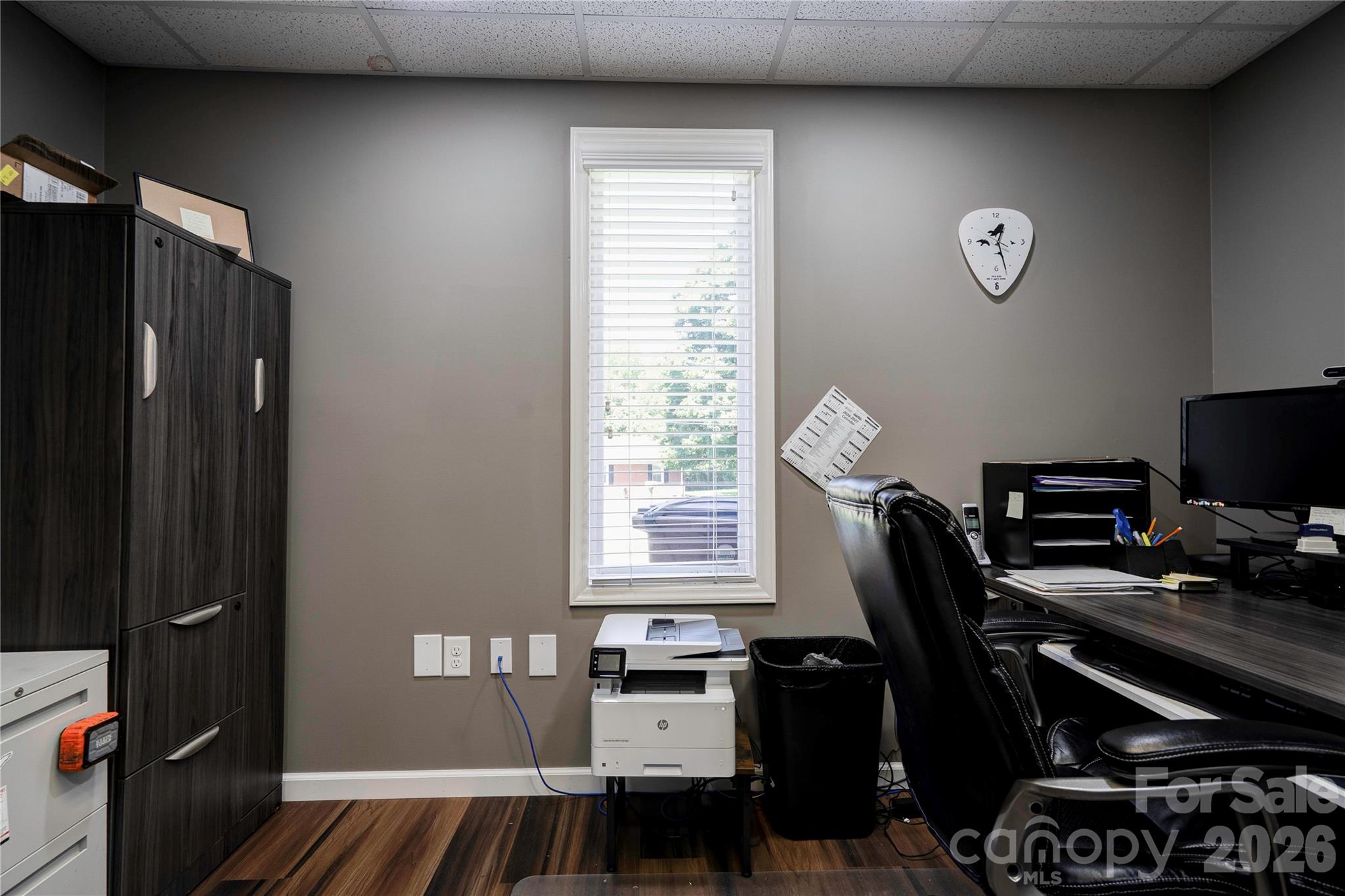 main property photo 33