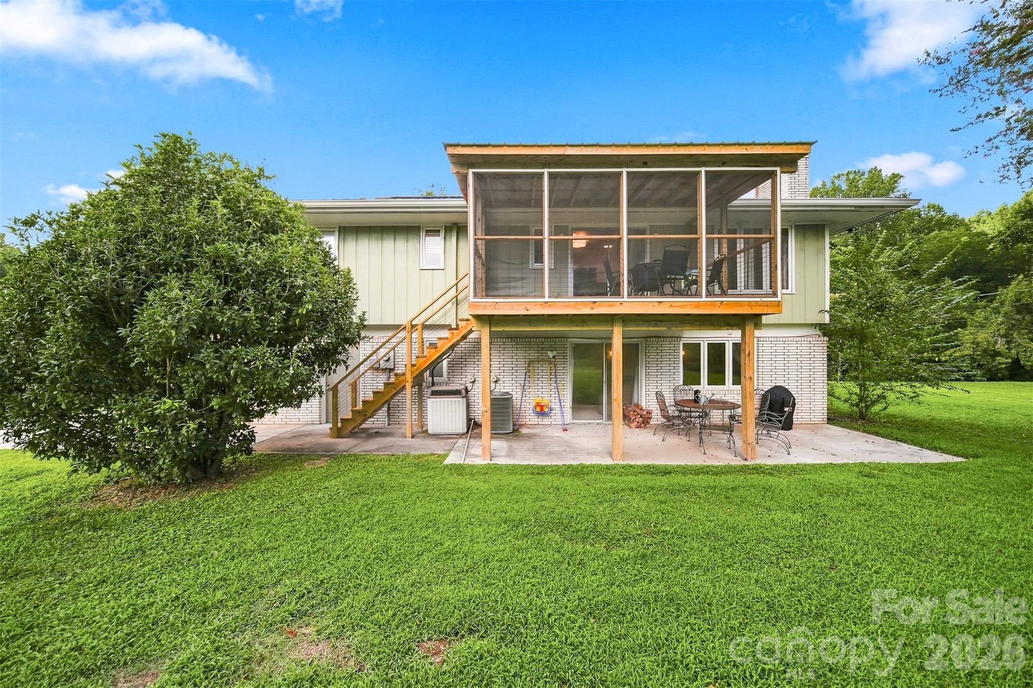 main property photo 36