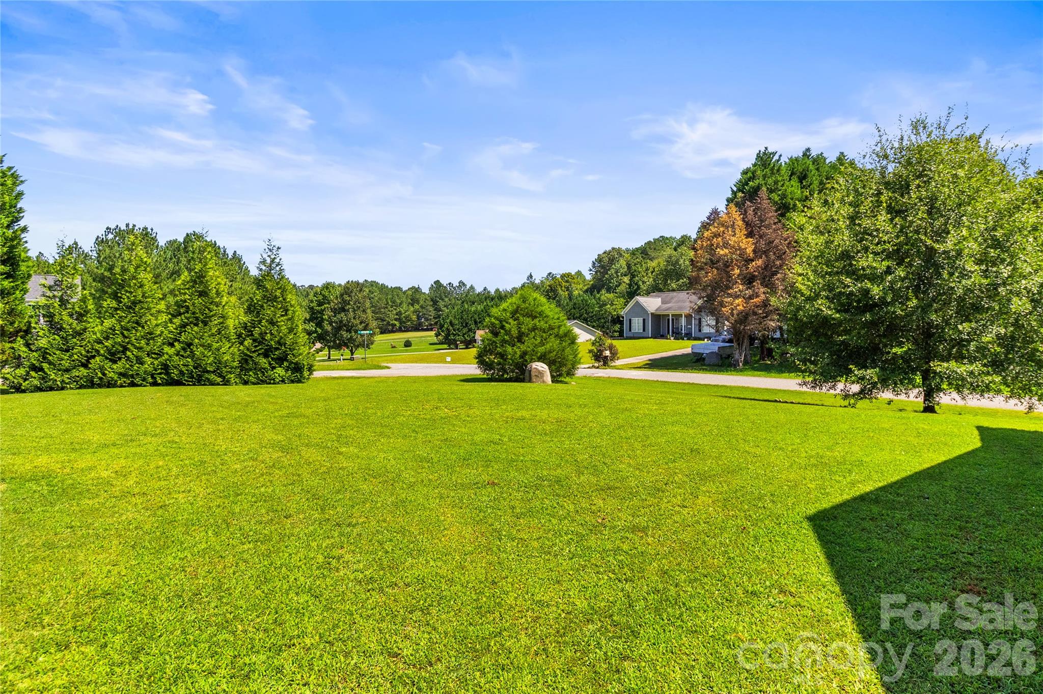 main property photo 6