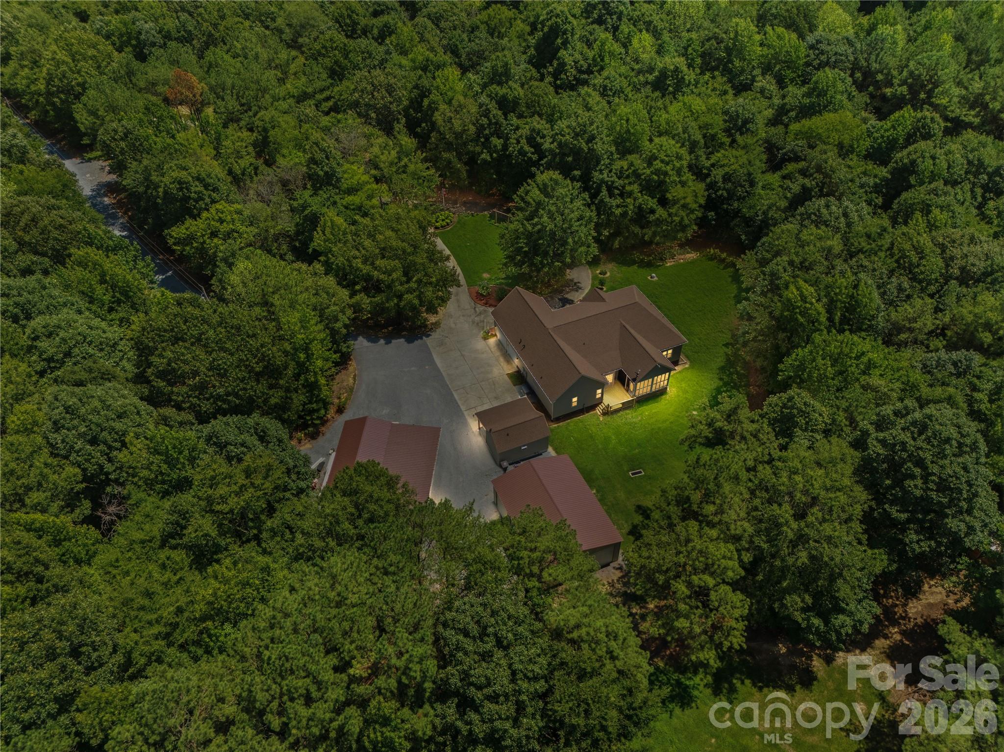 main property photo 0