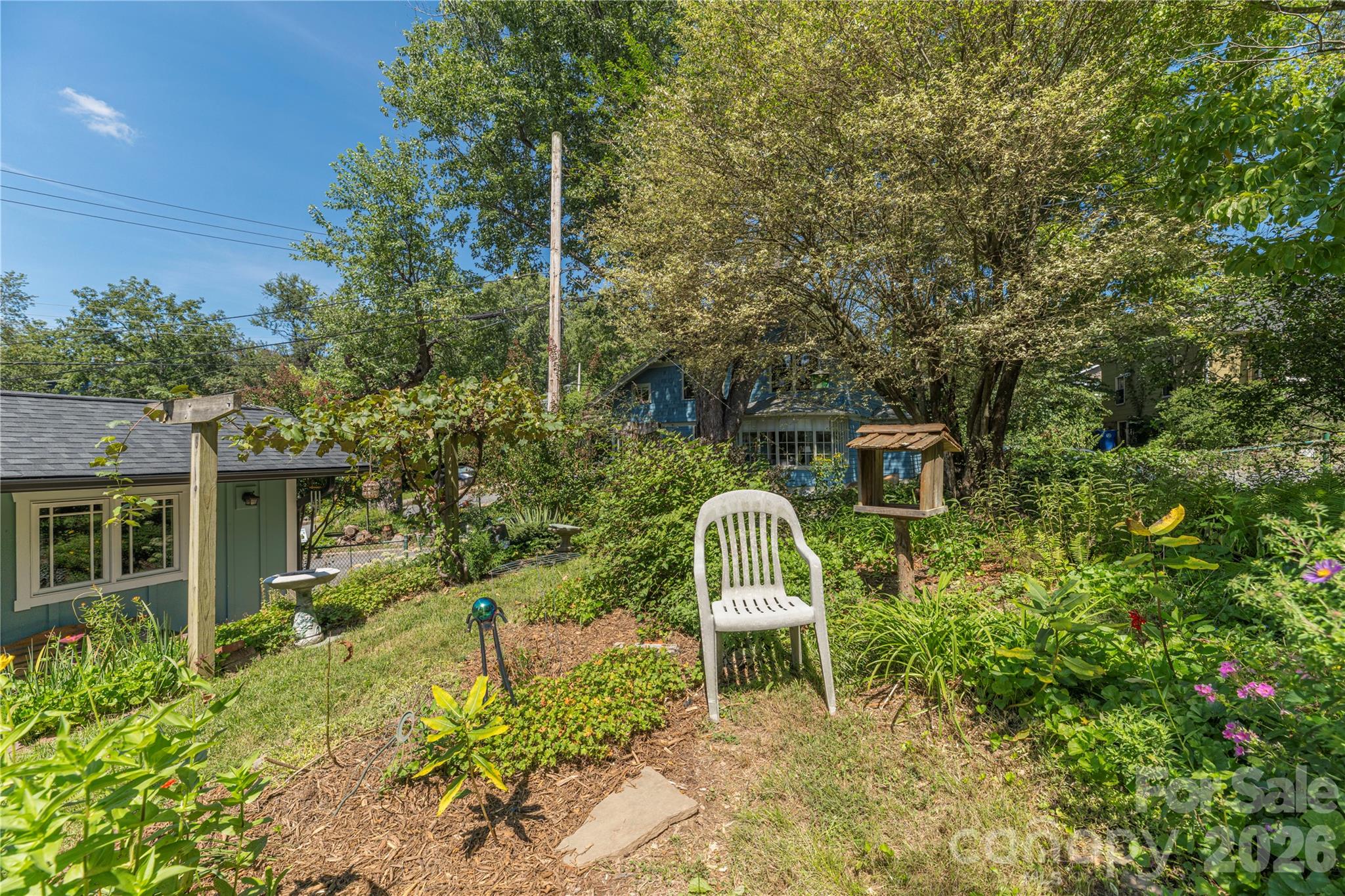 main property photo 29