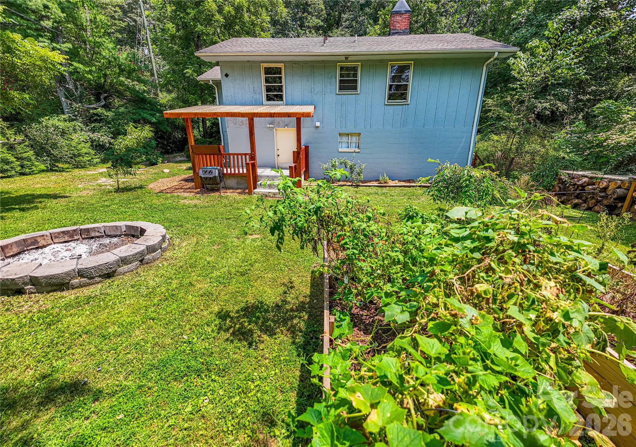 main property photo 4