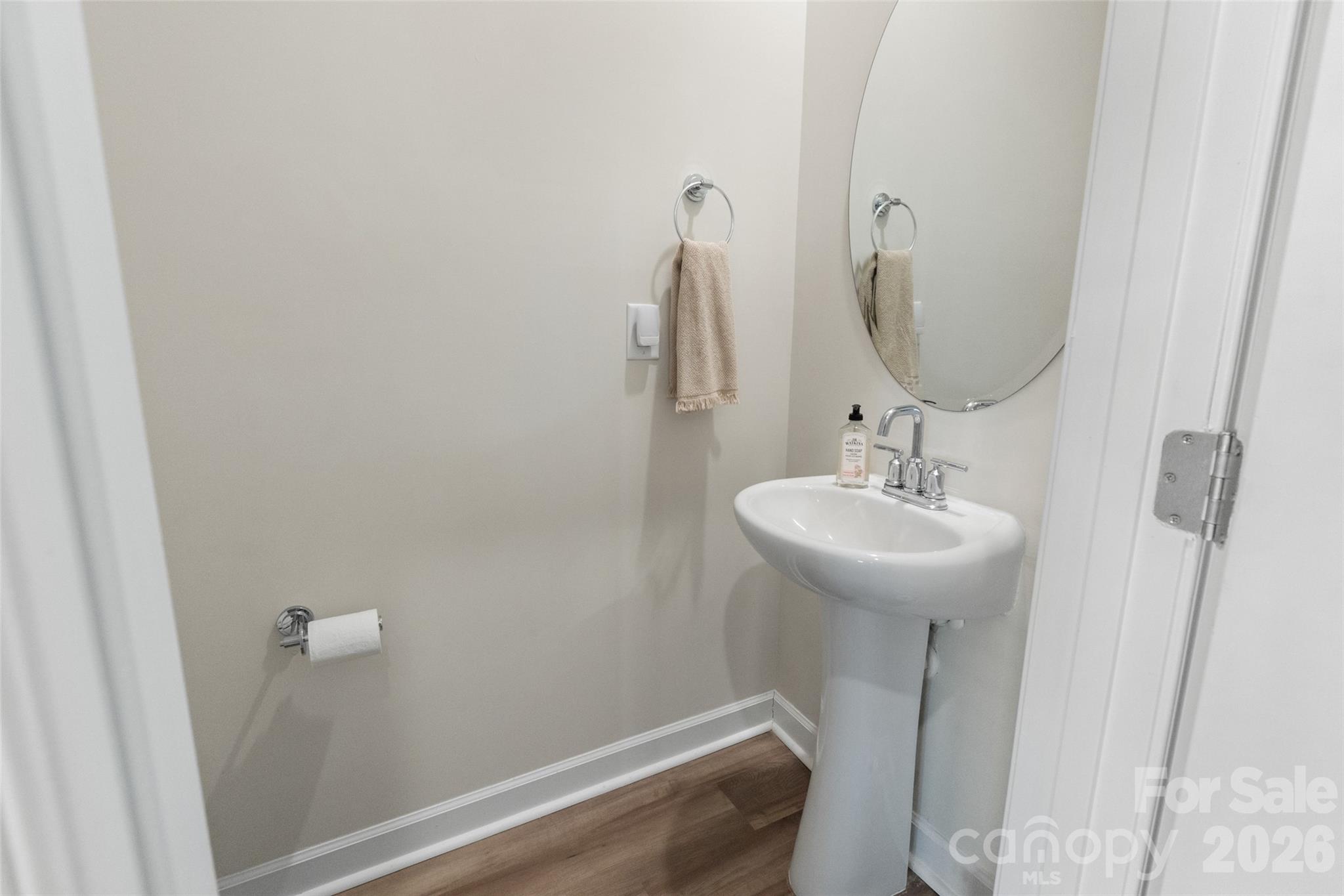 main property photo 18
