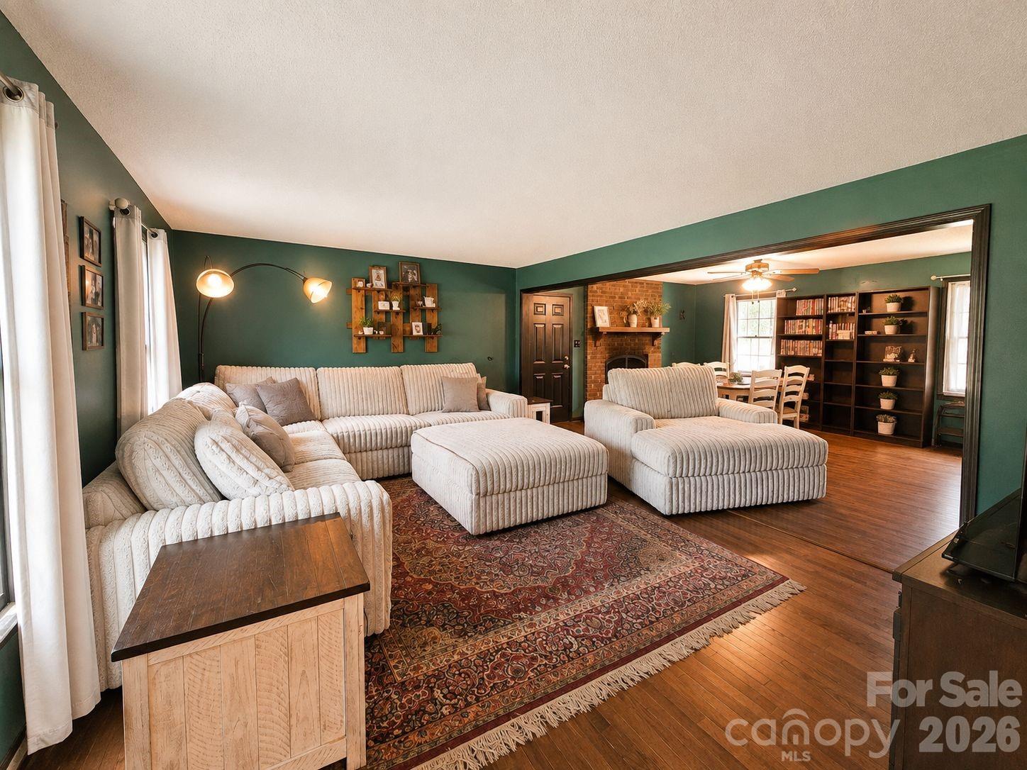 main property photo 2