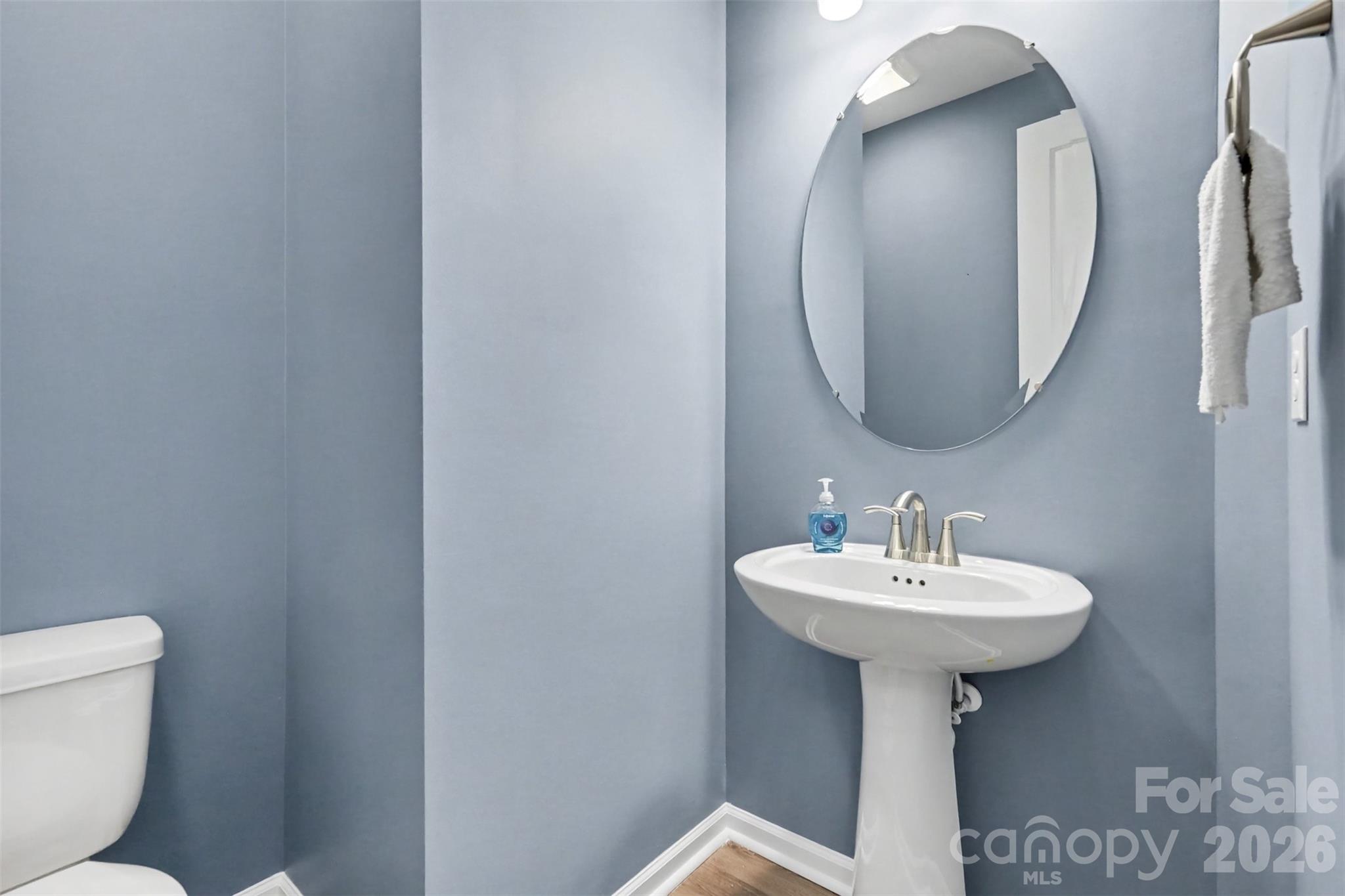 main property photo 23