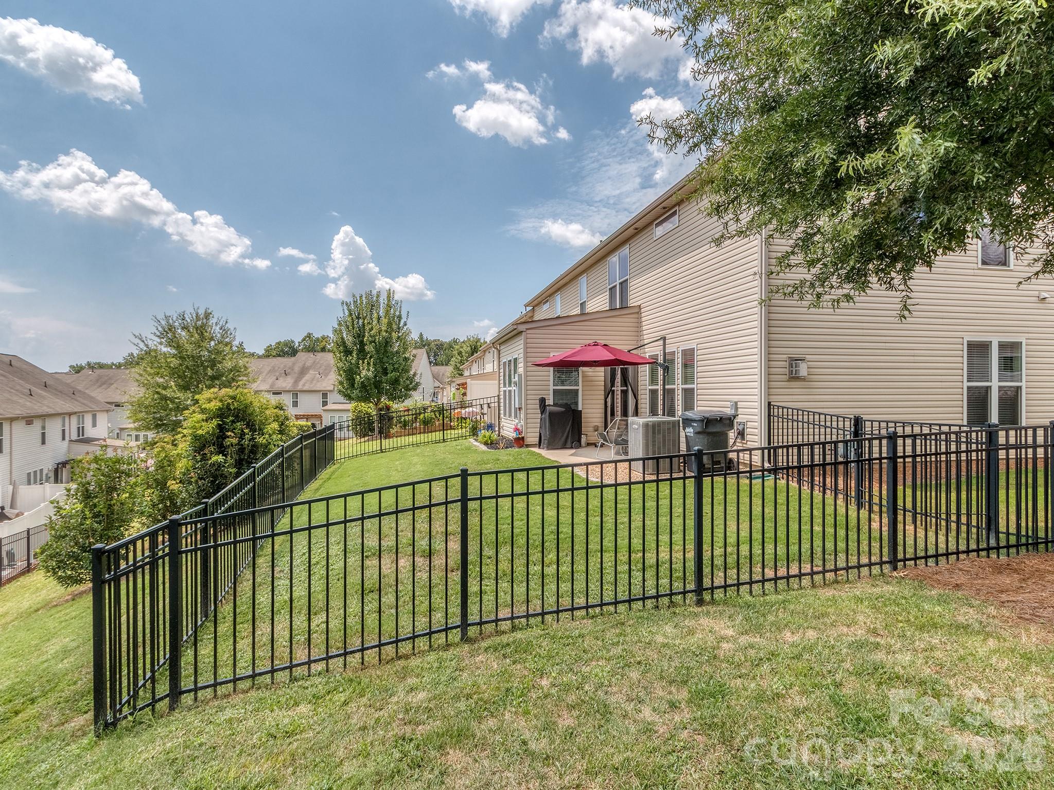 main property photo 20
