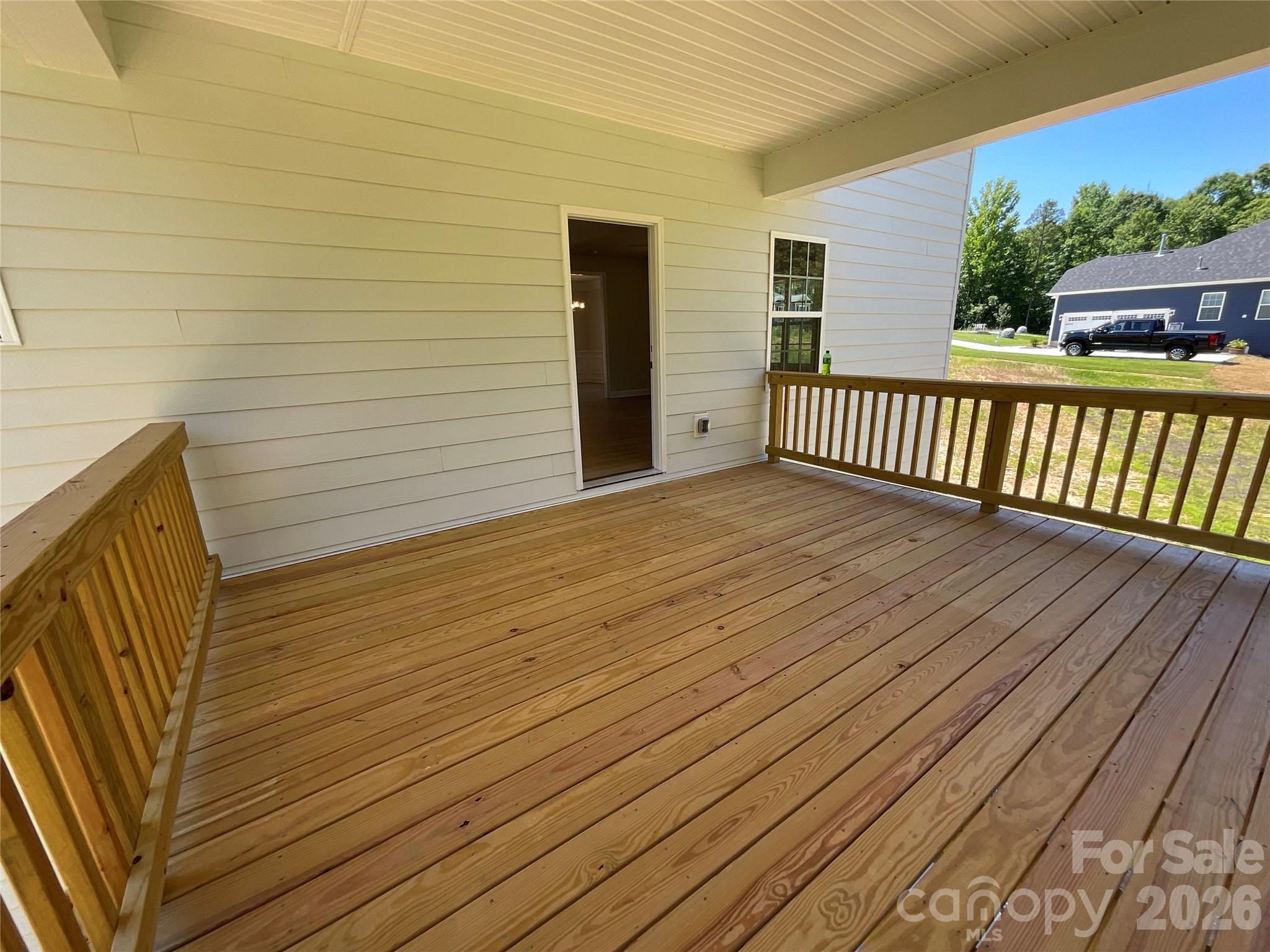 main property photo 31