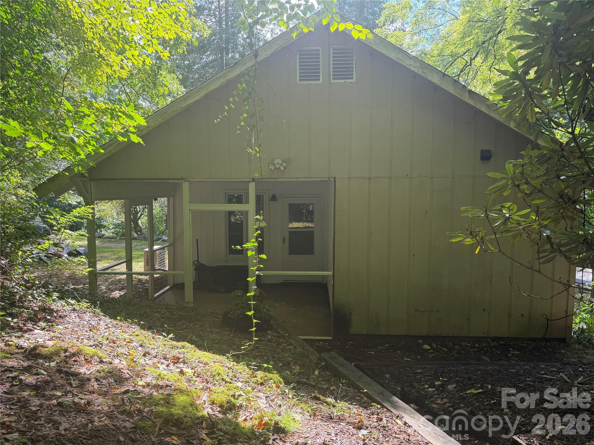 main property photo 29