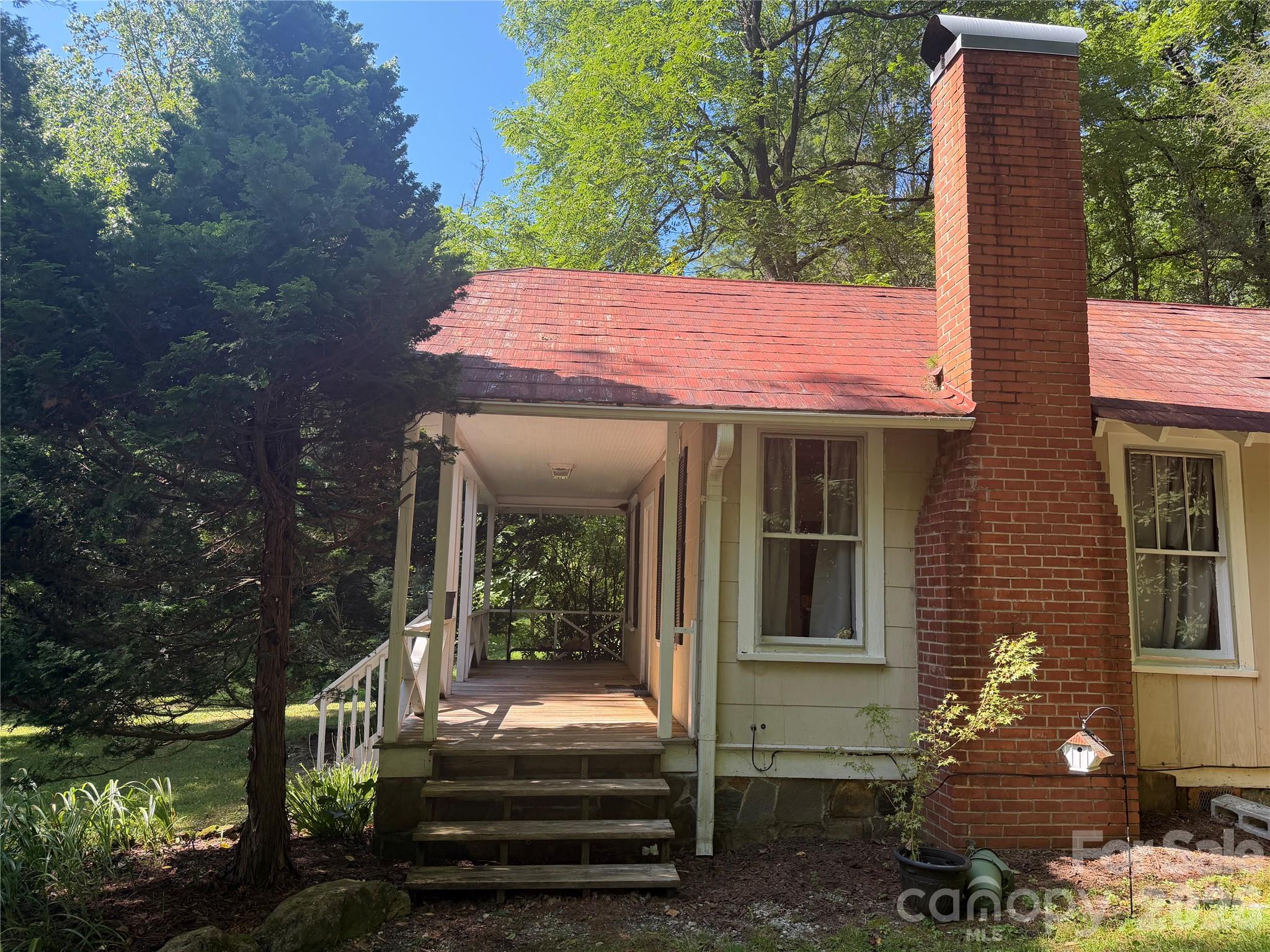 main property photo 31