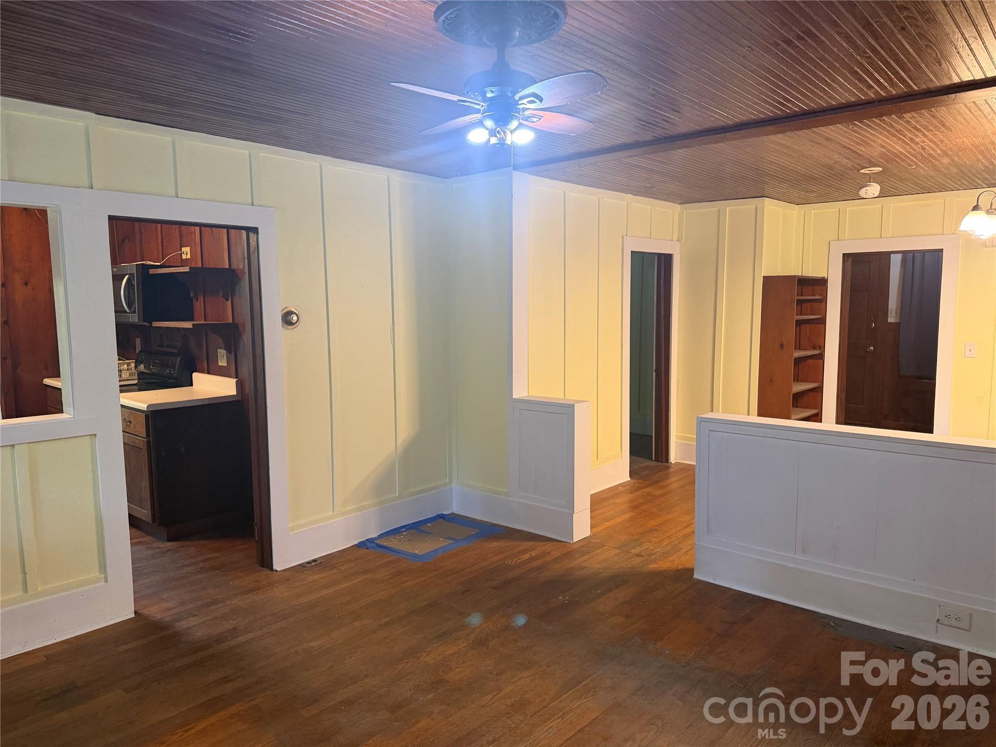 main property photo 7